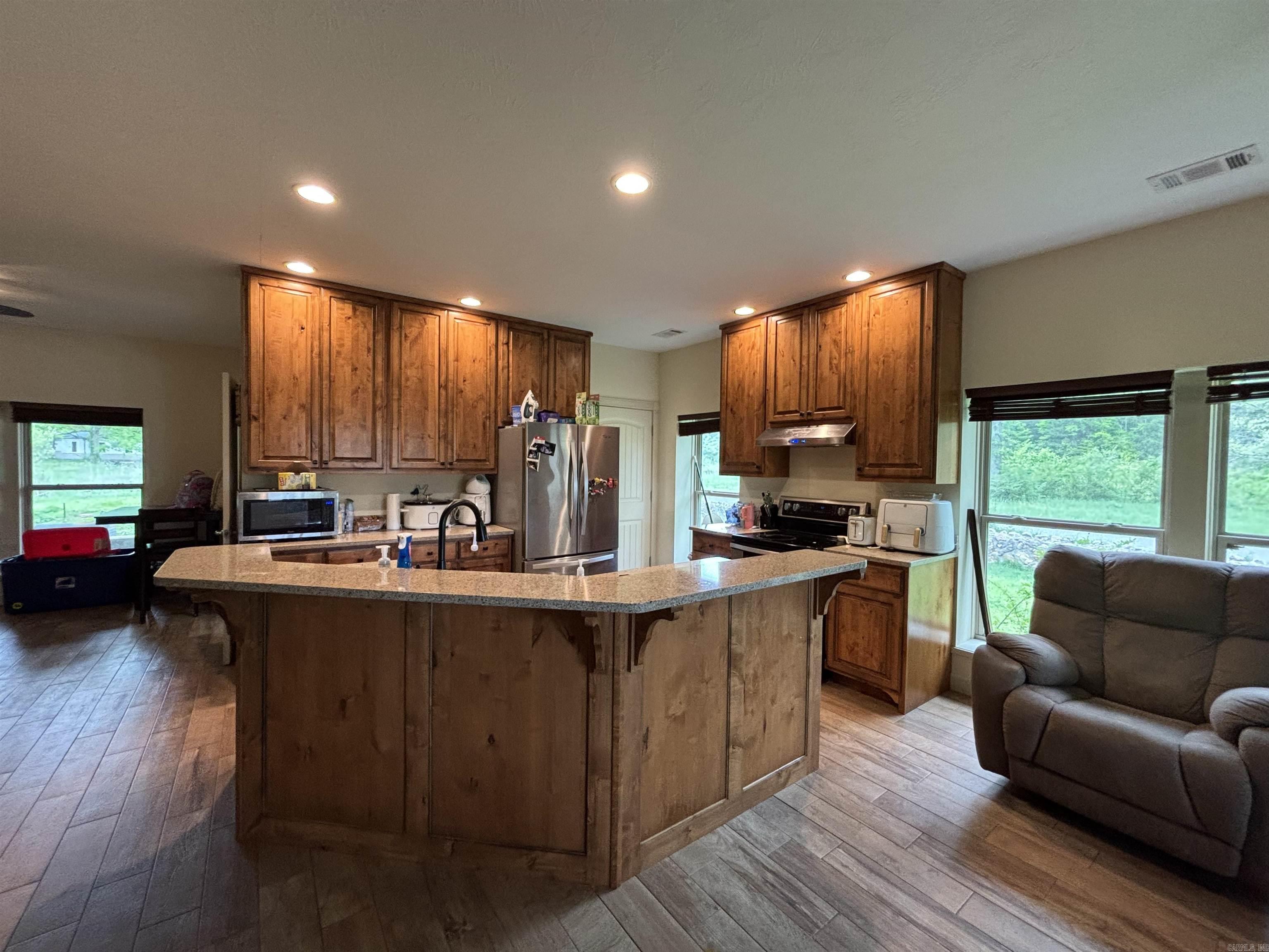 MYERS WESTERN - Residential