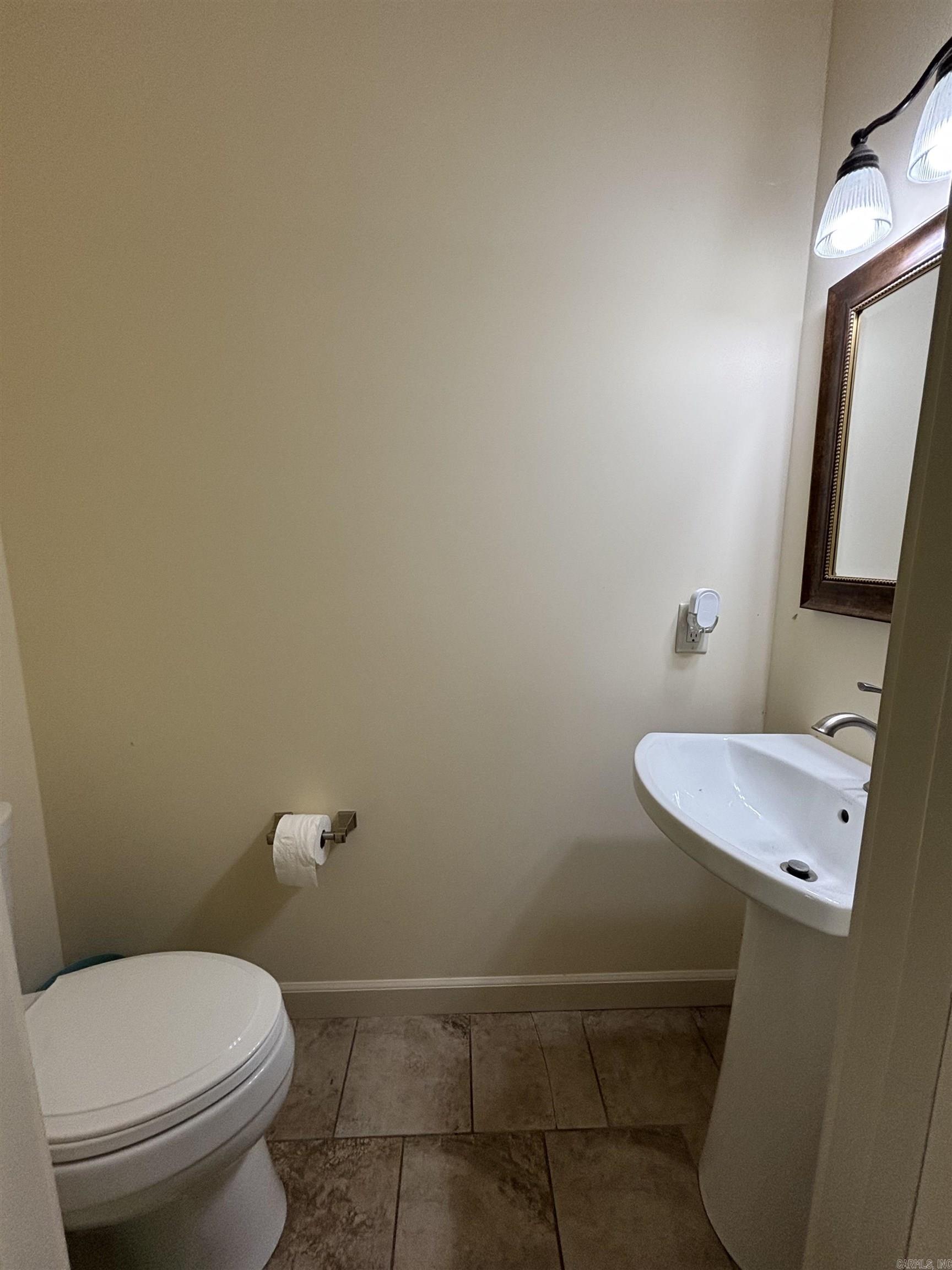 MYERS WESTERN - Residential