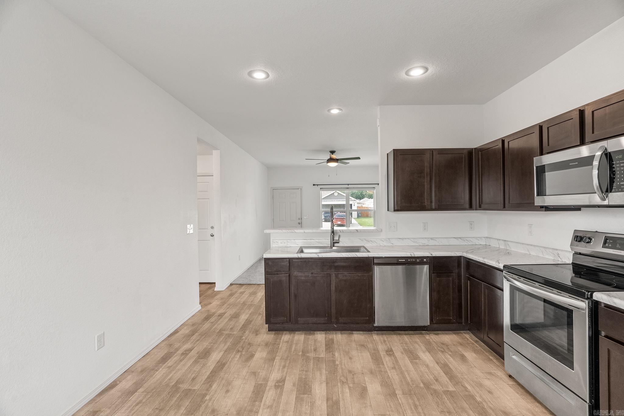 White Oak Village - Residential Lease