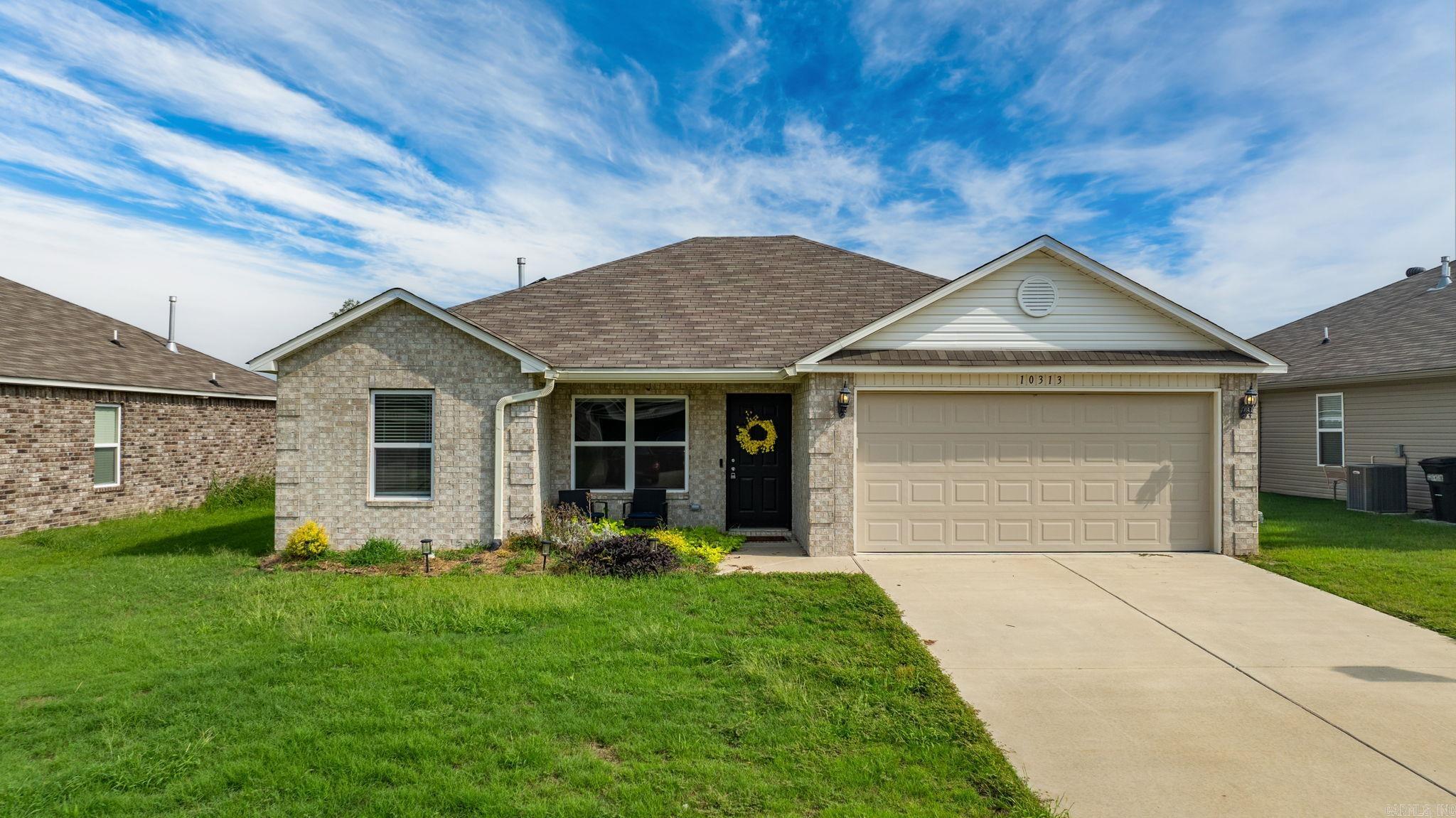 This charming, nearly-new home in White Oak Village offers modern living with the added benefit of solar panels for energy efficiency. Featuring 3 spacious bedrooms and 2 full bathrooms, this home is perfect for families or anyone looking for a comfortable and convenient lifestyle. The home boasts a two-car garage, providing ample storage space, and a fully fenced backyard, ideal for pets, outdoor gatherings, or a little privacy. Located directly across from Maumelle Charter High School and the Maumelle Baseball and Softball Complex, youāll enjoy the convenience of being just steps away from these local amenities. In addition, the home is less than 3 minutes from the interstate, offering quick and easy access to shopping, dining, and all the best that Maumelle and Central Arkansas have to offer. Donāt miss out on this beautiful, energy-efficient rental opportunityāschedule your tour today!