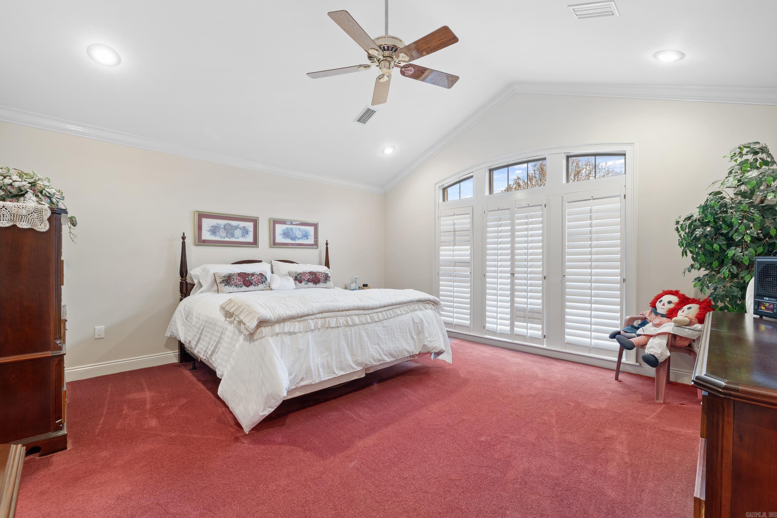 CLUB COVE - Residential