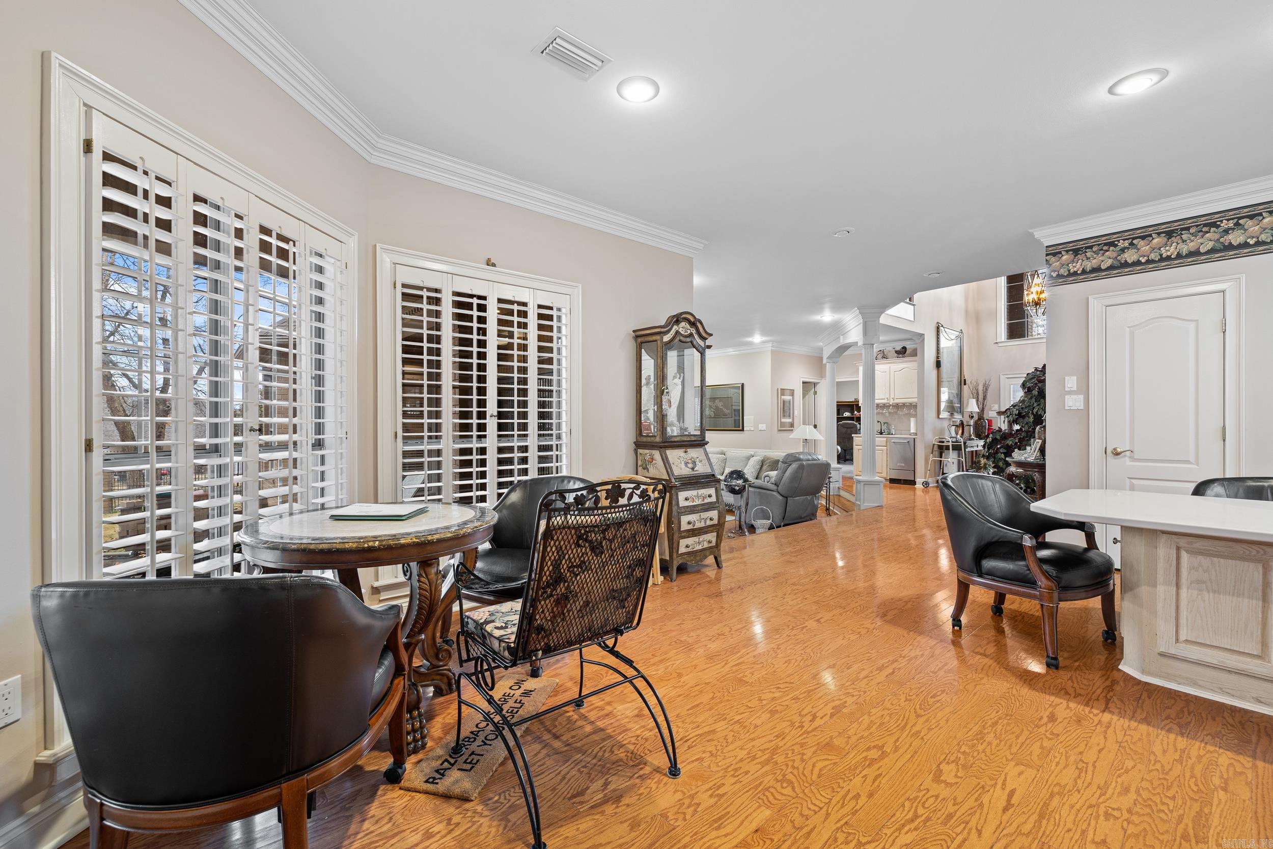 CLUB COVE - Residential