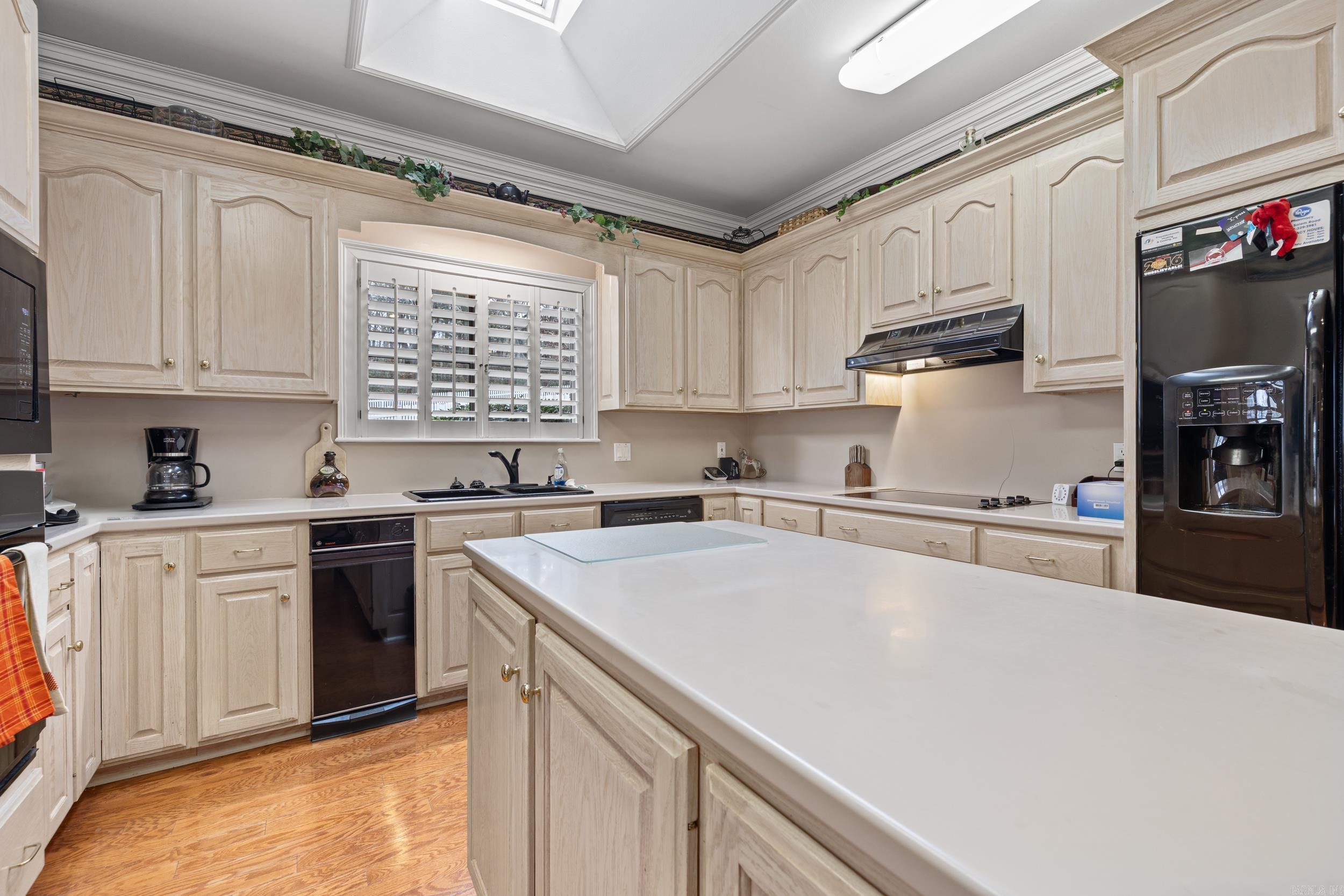 CLUB COVE - Residential