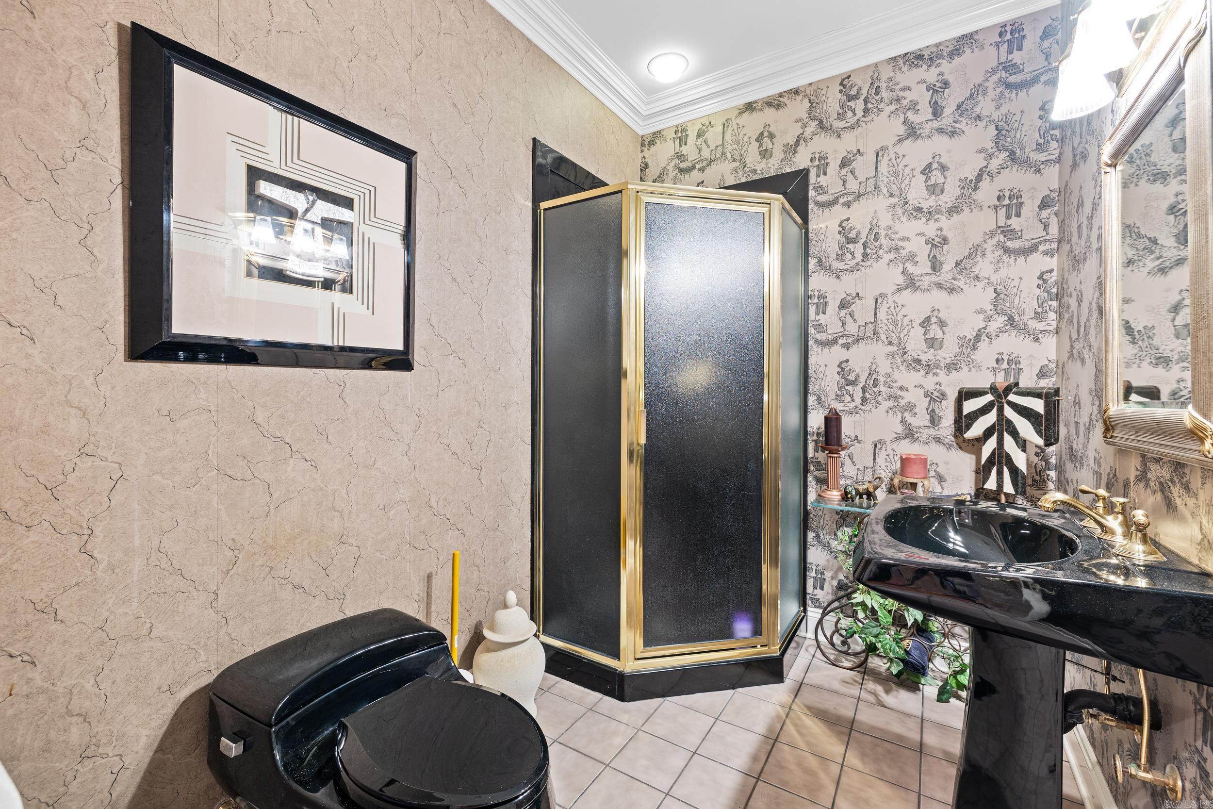 CLUB COVE - Residential