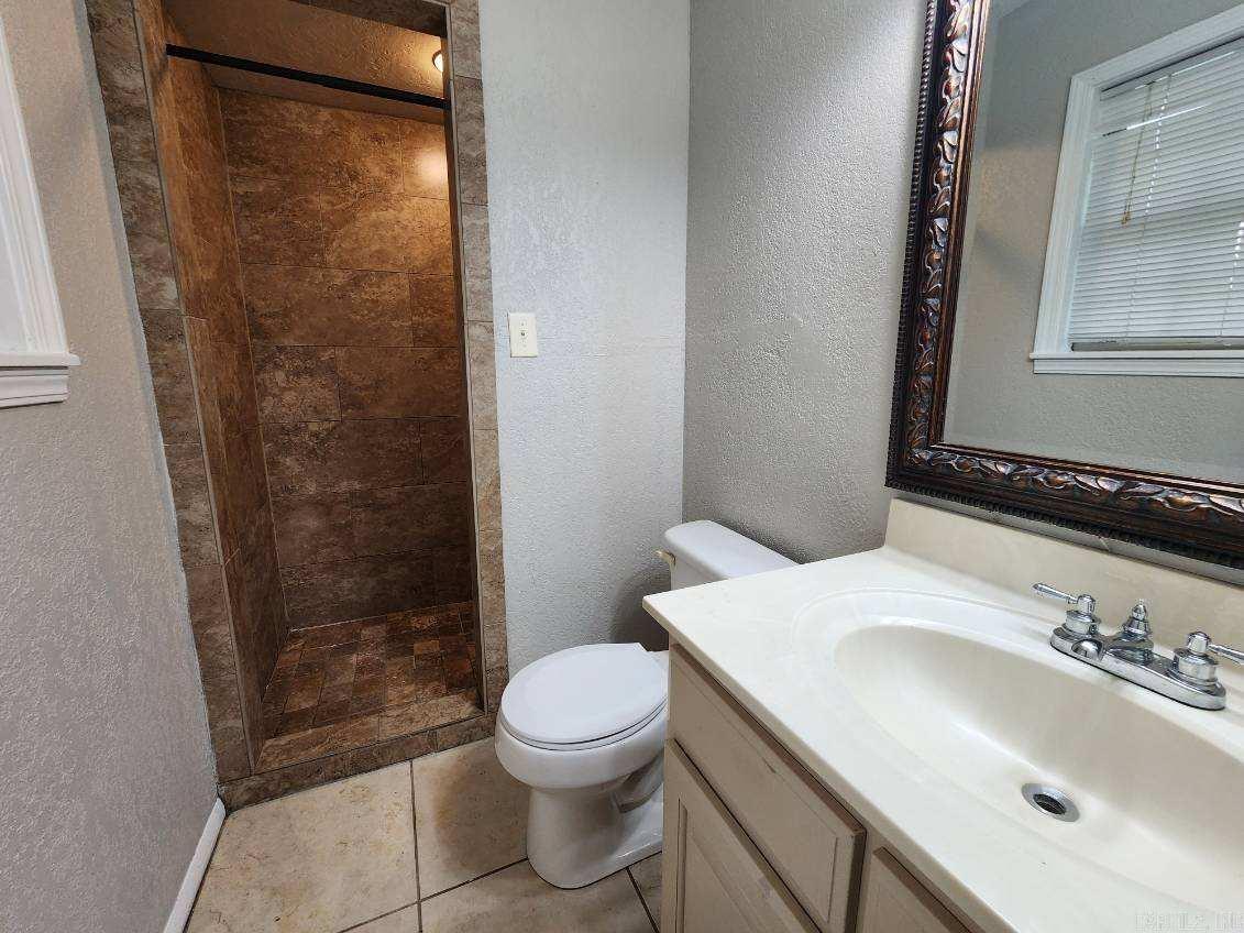 Couchwood Acres - Residential Lease