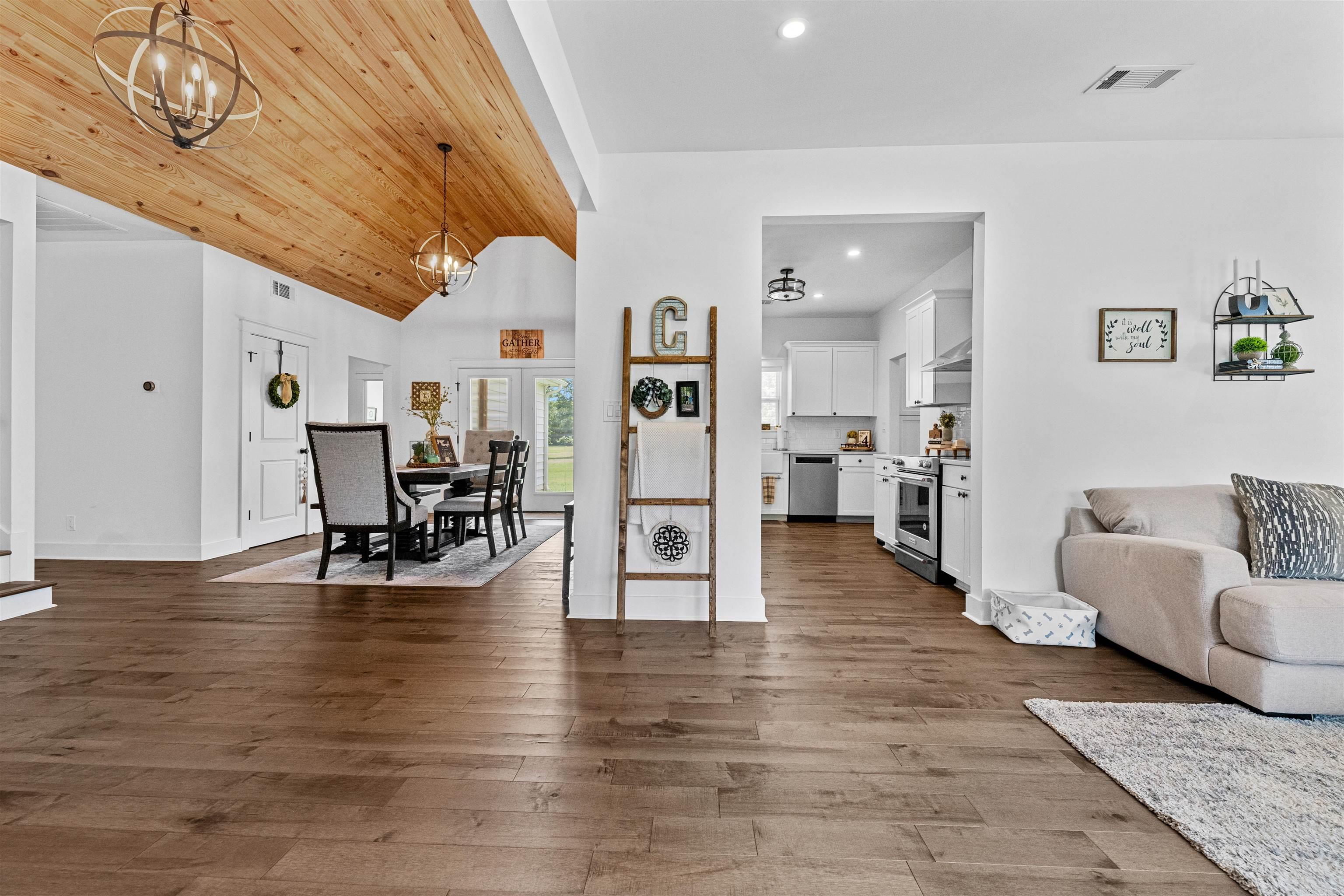 Metes & Bounds - Residential