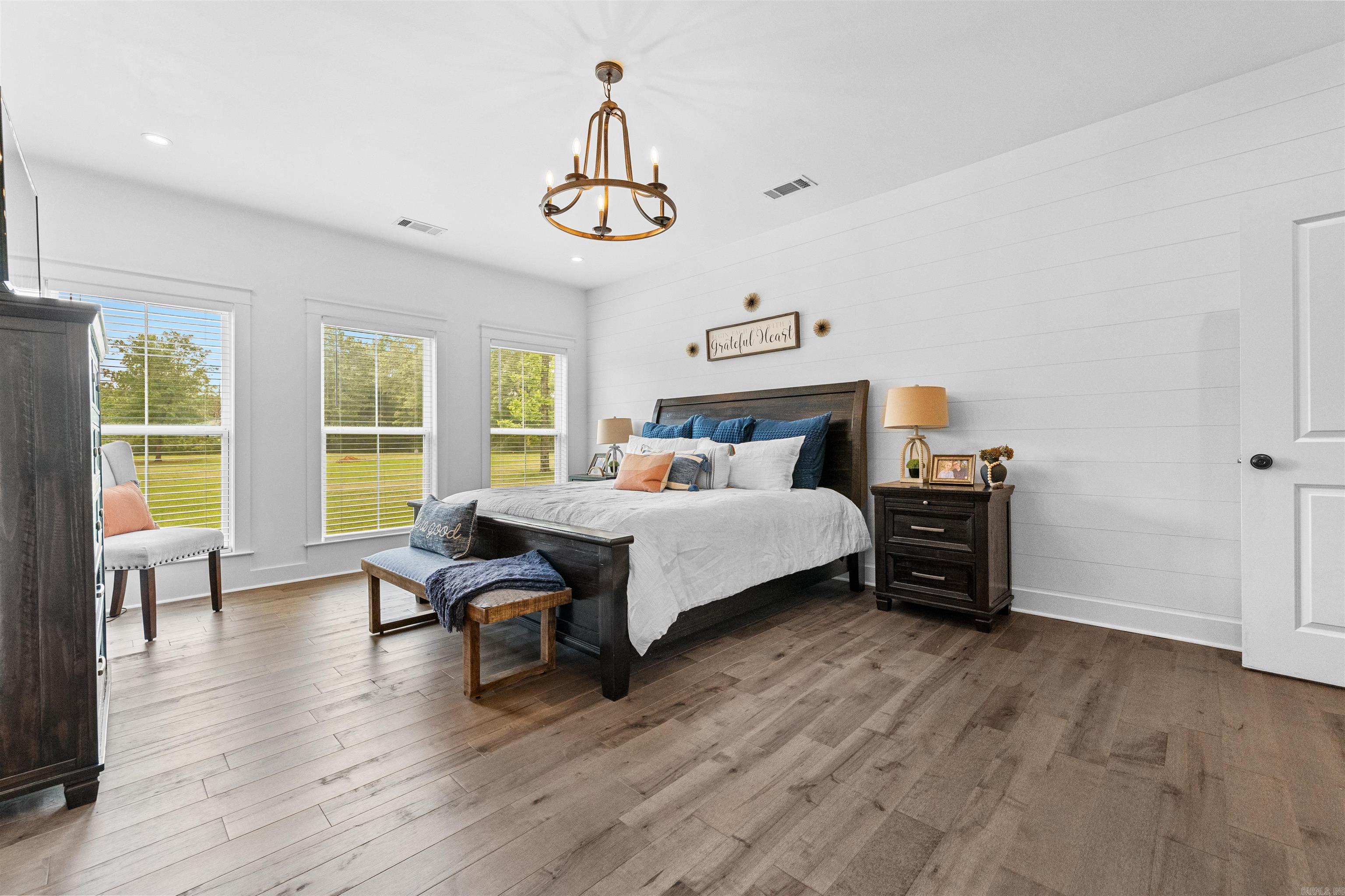 Metes & Bounds - Residential