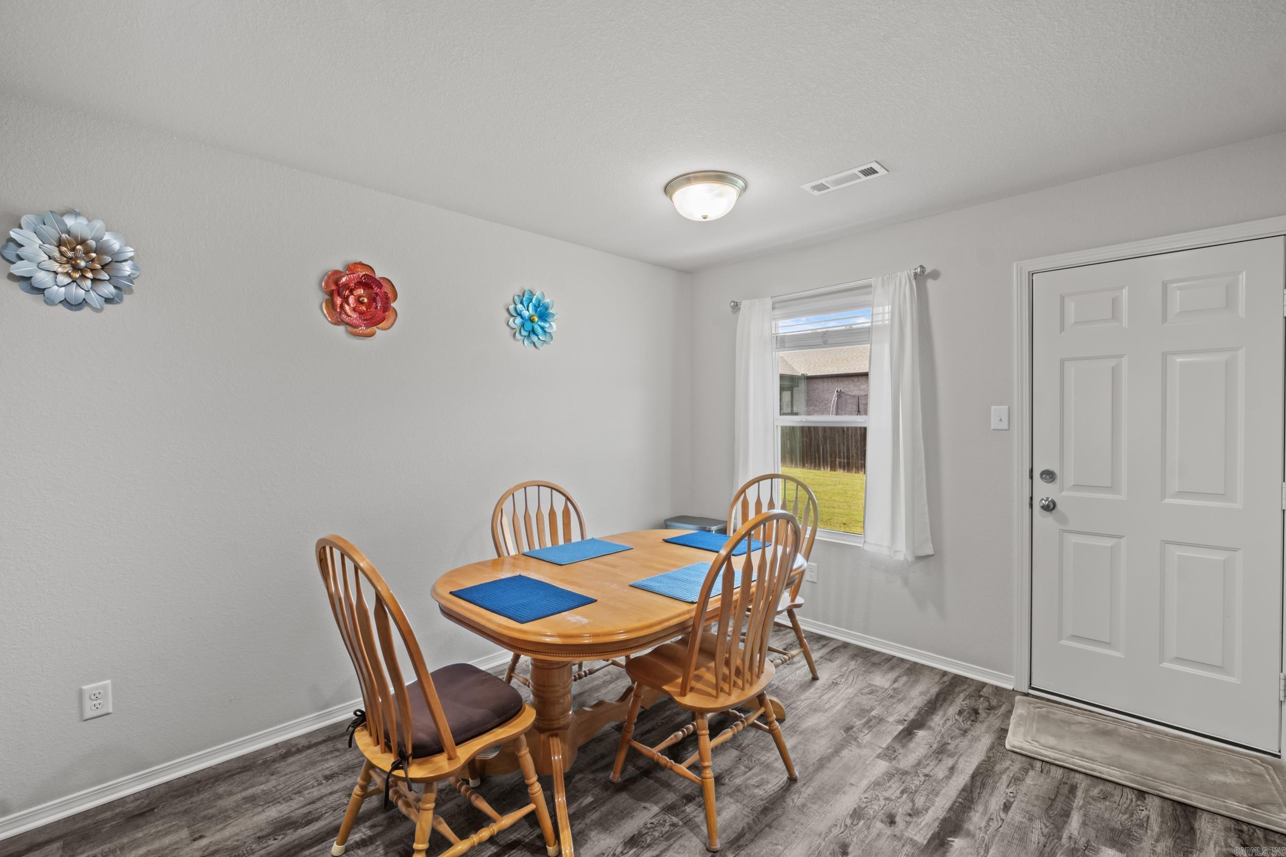 OAKLAND GROVE ESTATES - Residential