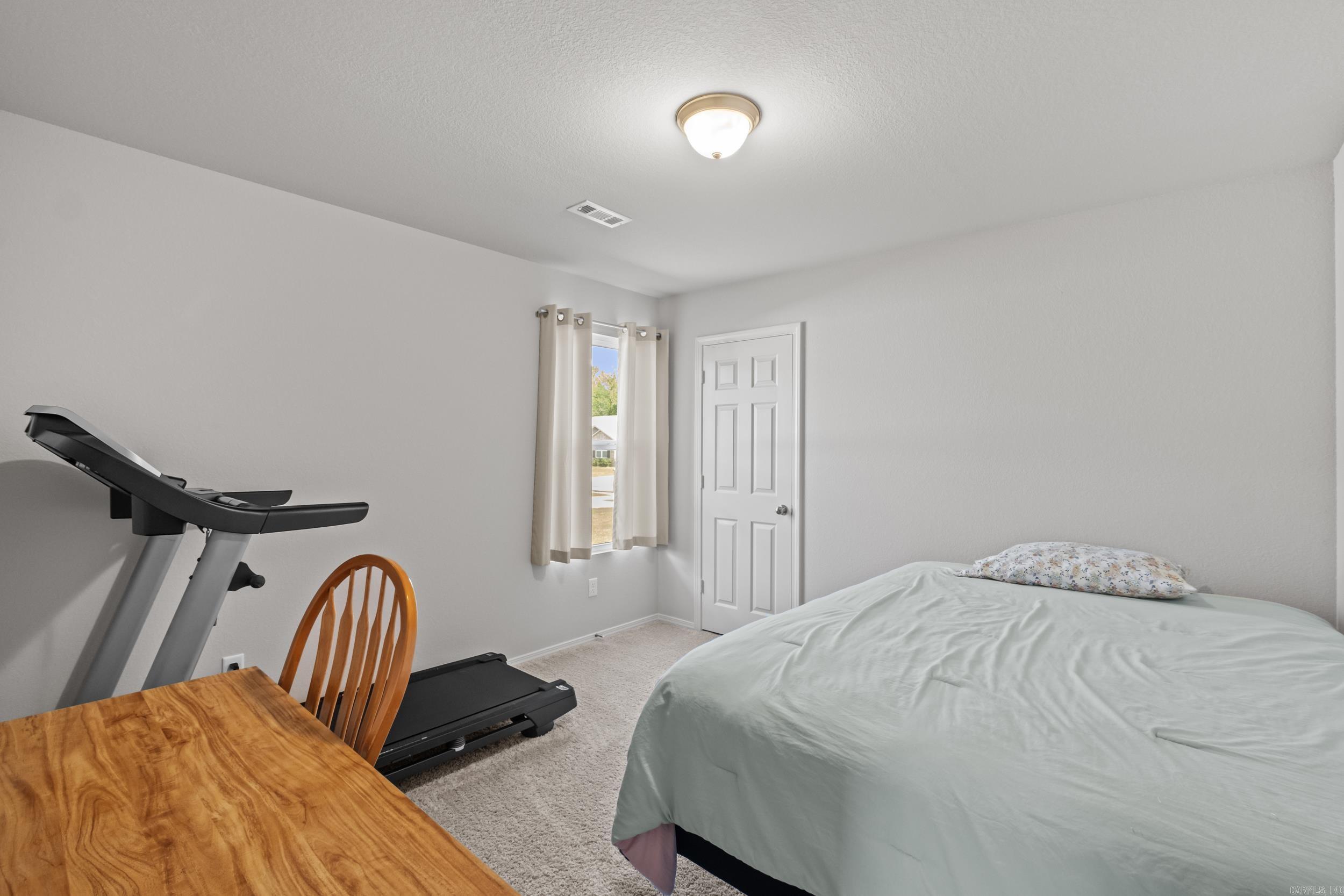 OAKLAND GROVE ESTATES - Residential