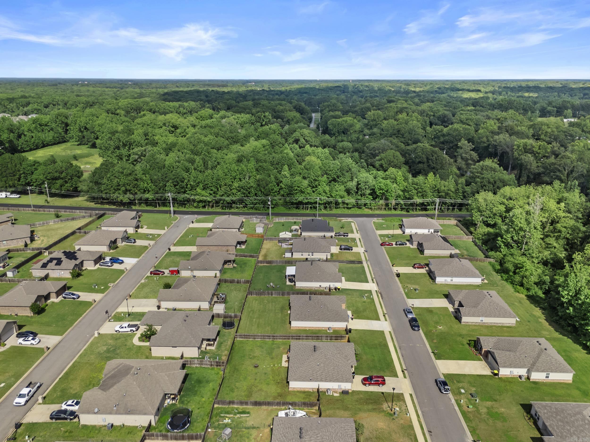 OAKLAND GROVE ESTATES - Residential