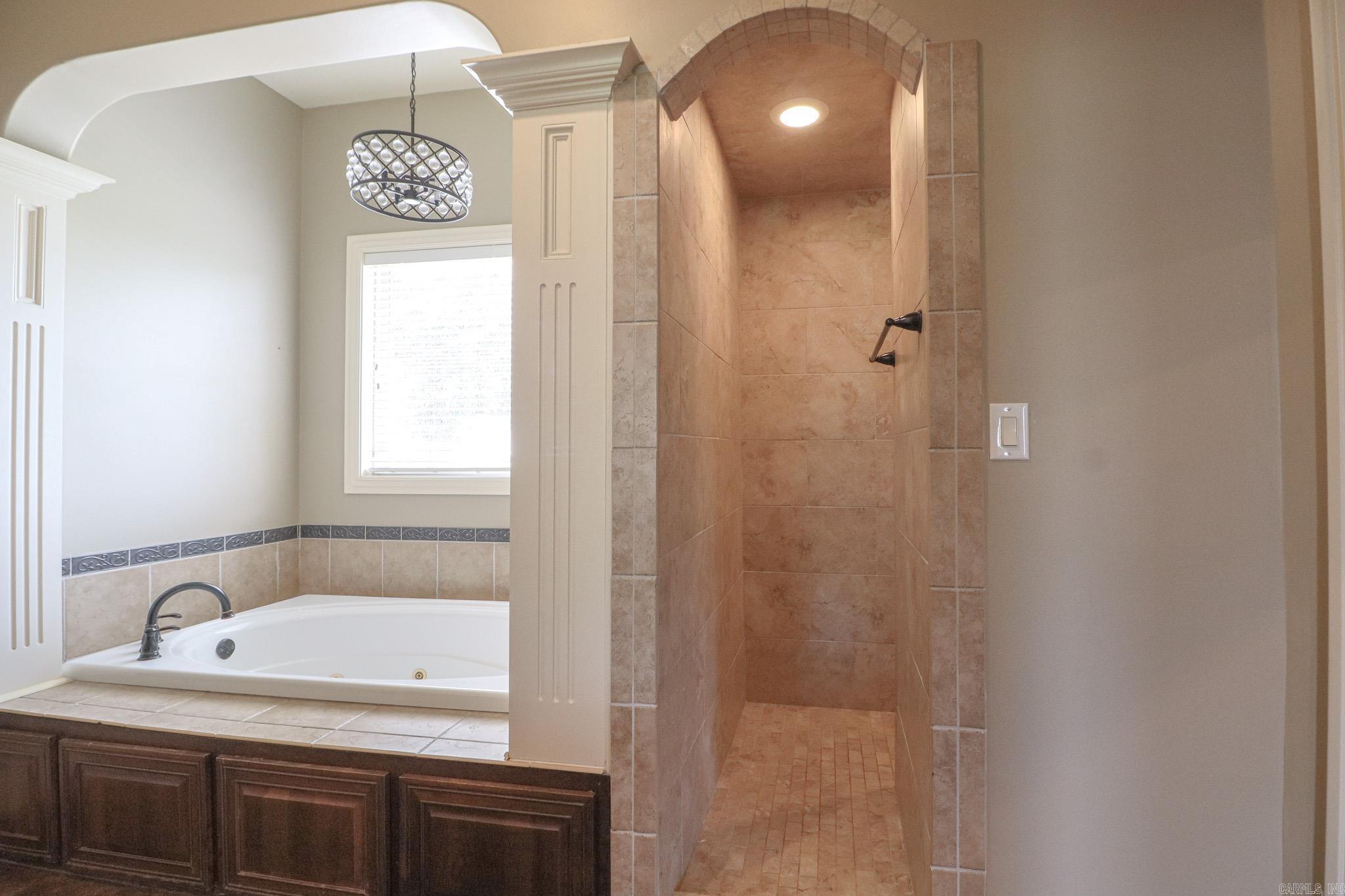 BARRINGTON PARK - Residential