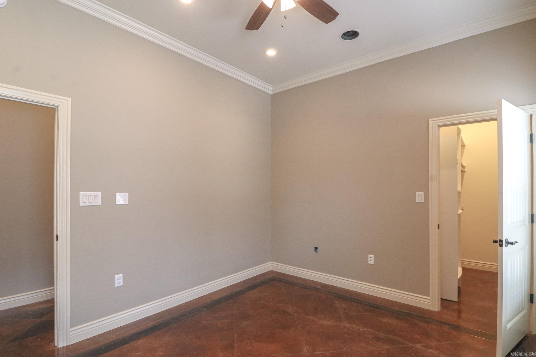 BARRINGTON PARK - Residential