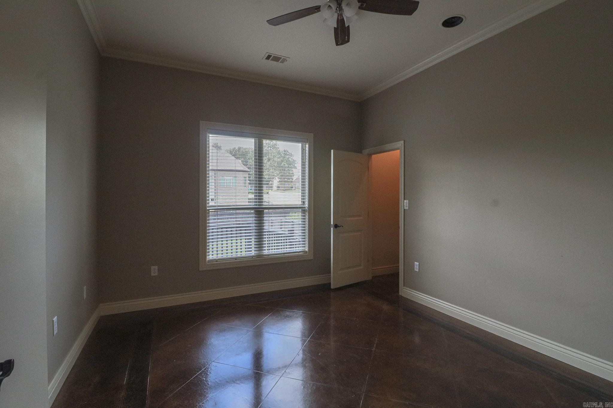 BARRINGTON PARK - Residential