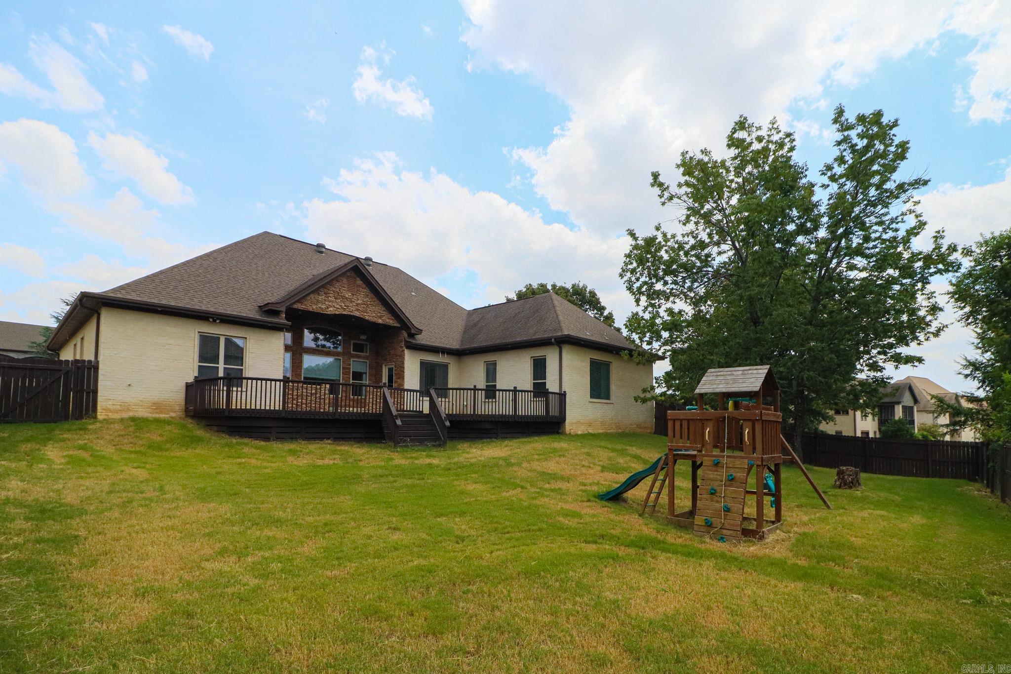 BARRINGTON PARK - Residential