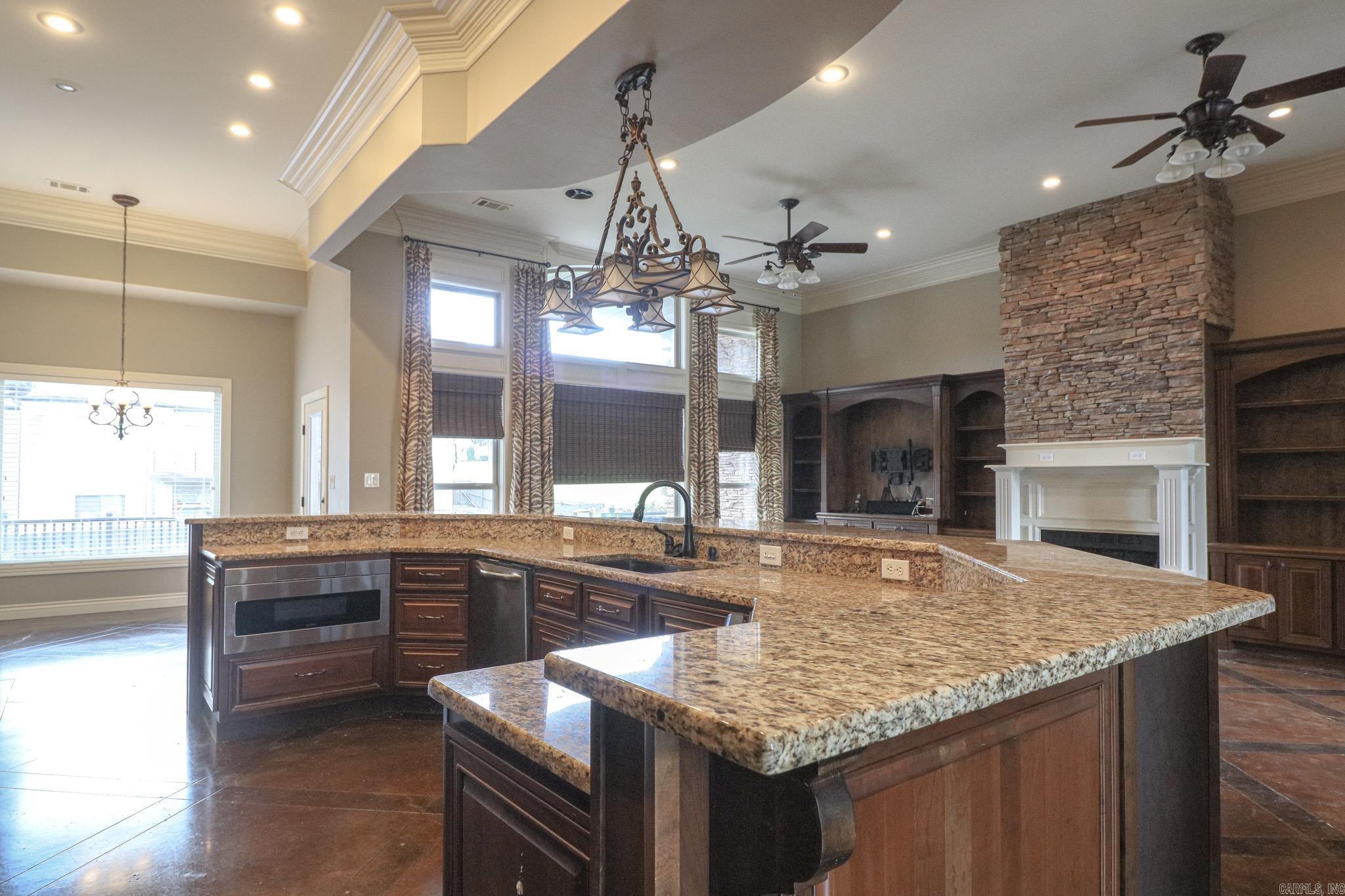 BARRINGTON PARK - Residential