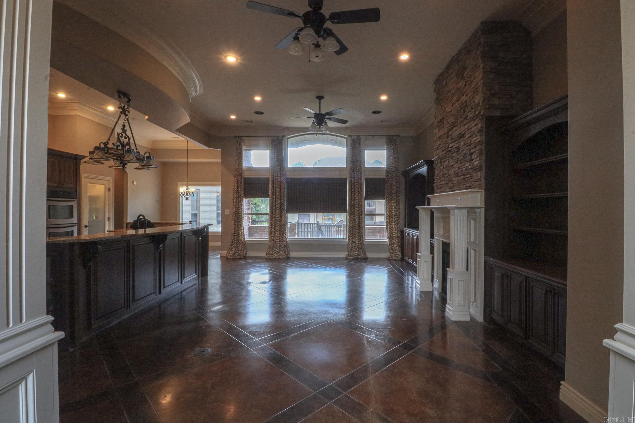 BARRINGTON PARK - Residential