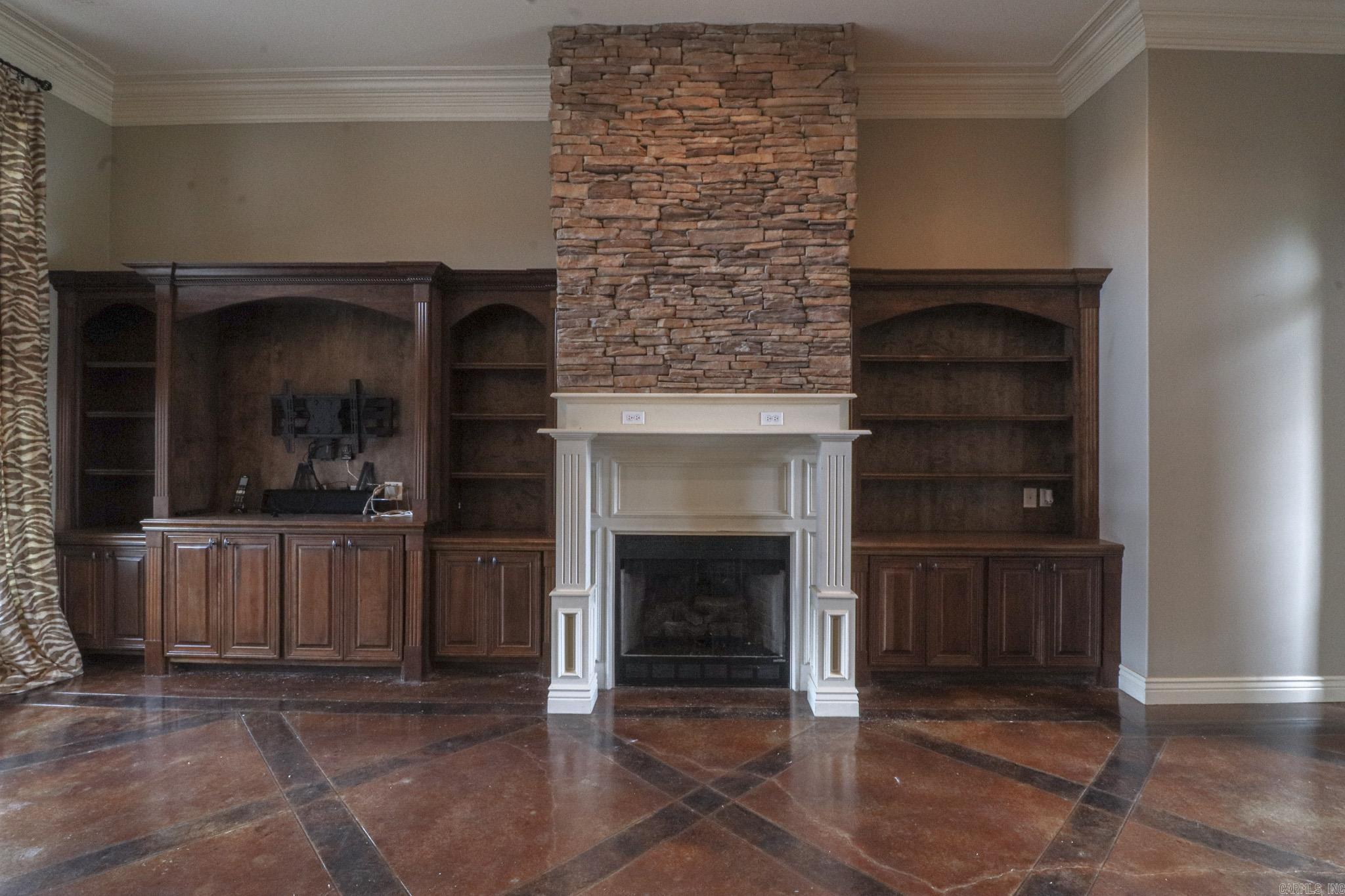 BARRINGTON PARK - Residential