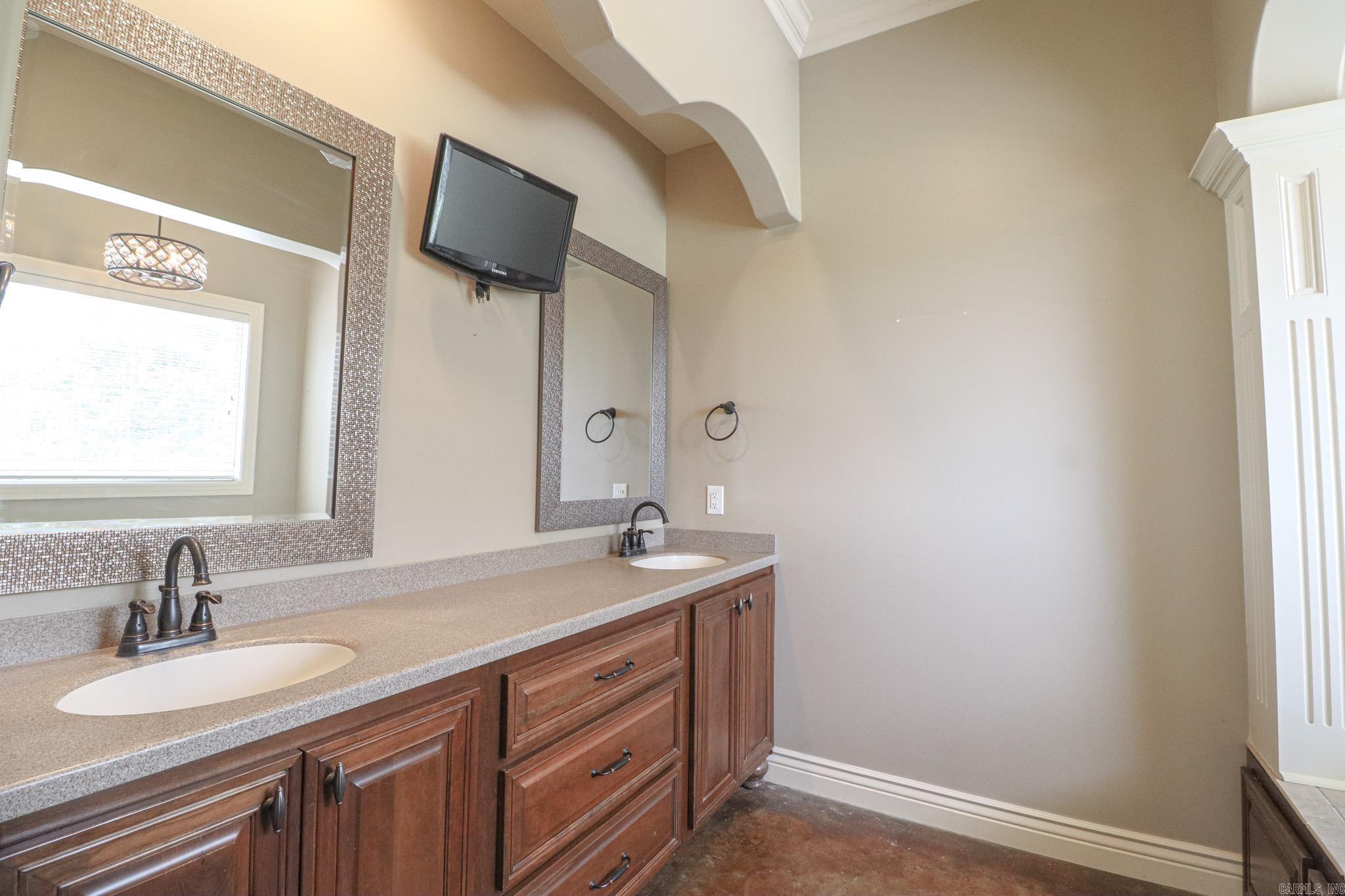 BARRINGTON PARK - Residential