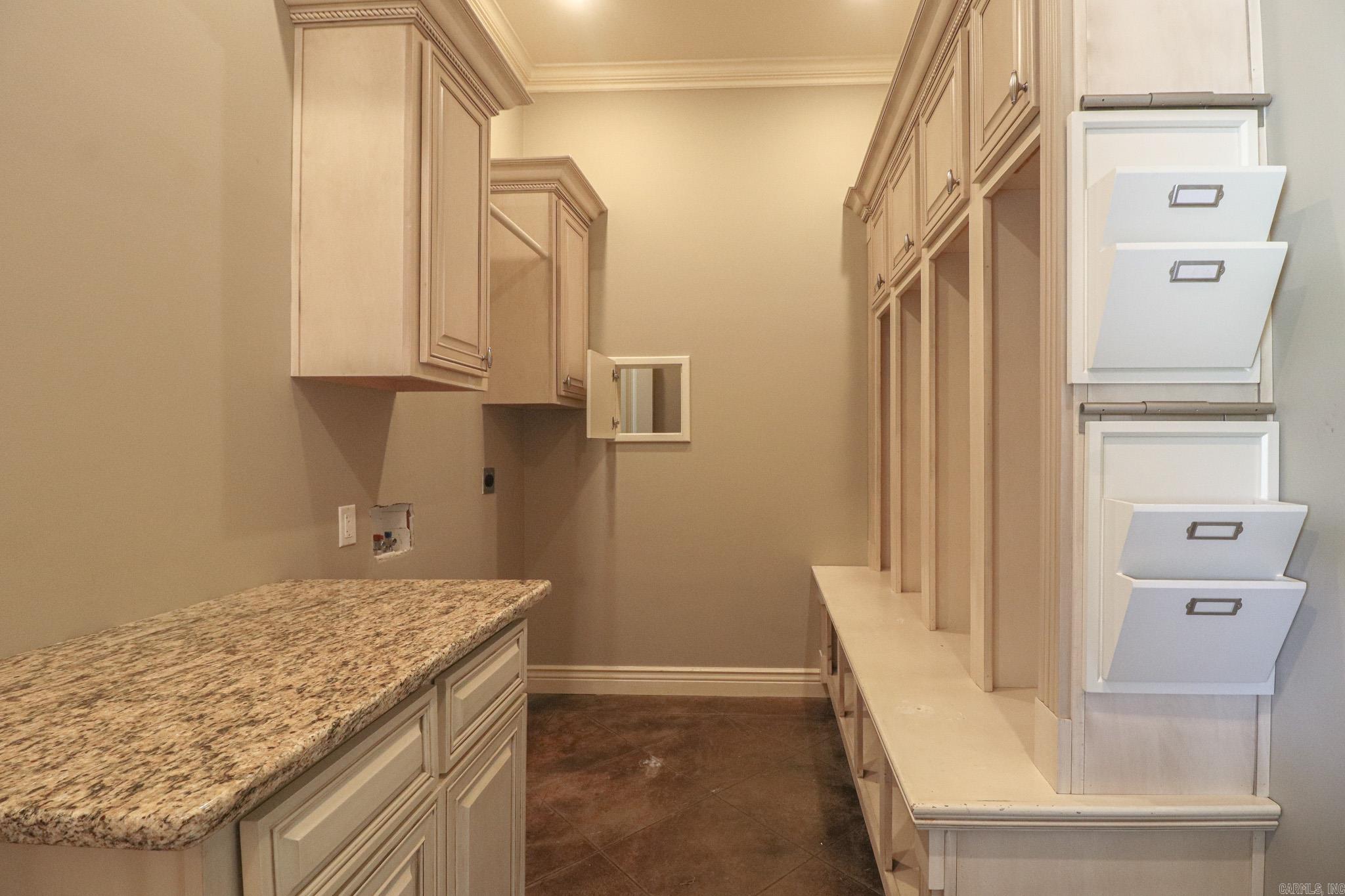 BARRINGTON PARK - Residential