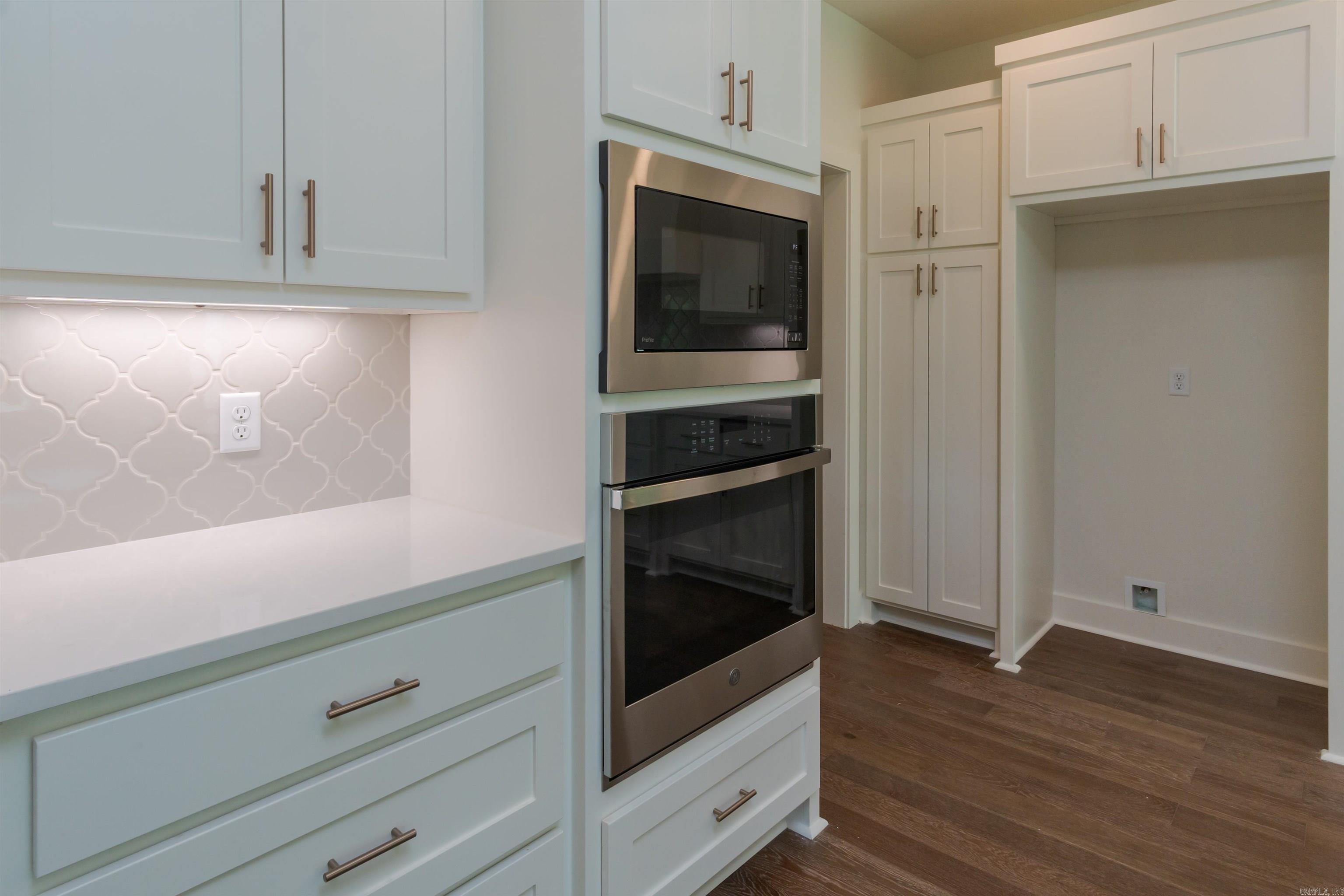 CHARLESTON PLACE SUBDIVISION - Residential