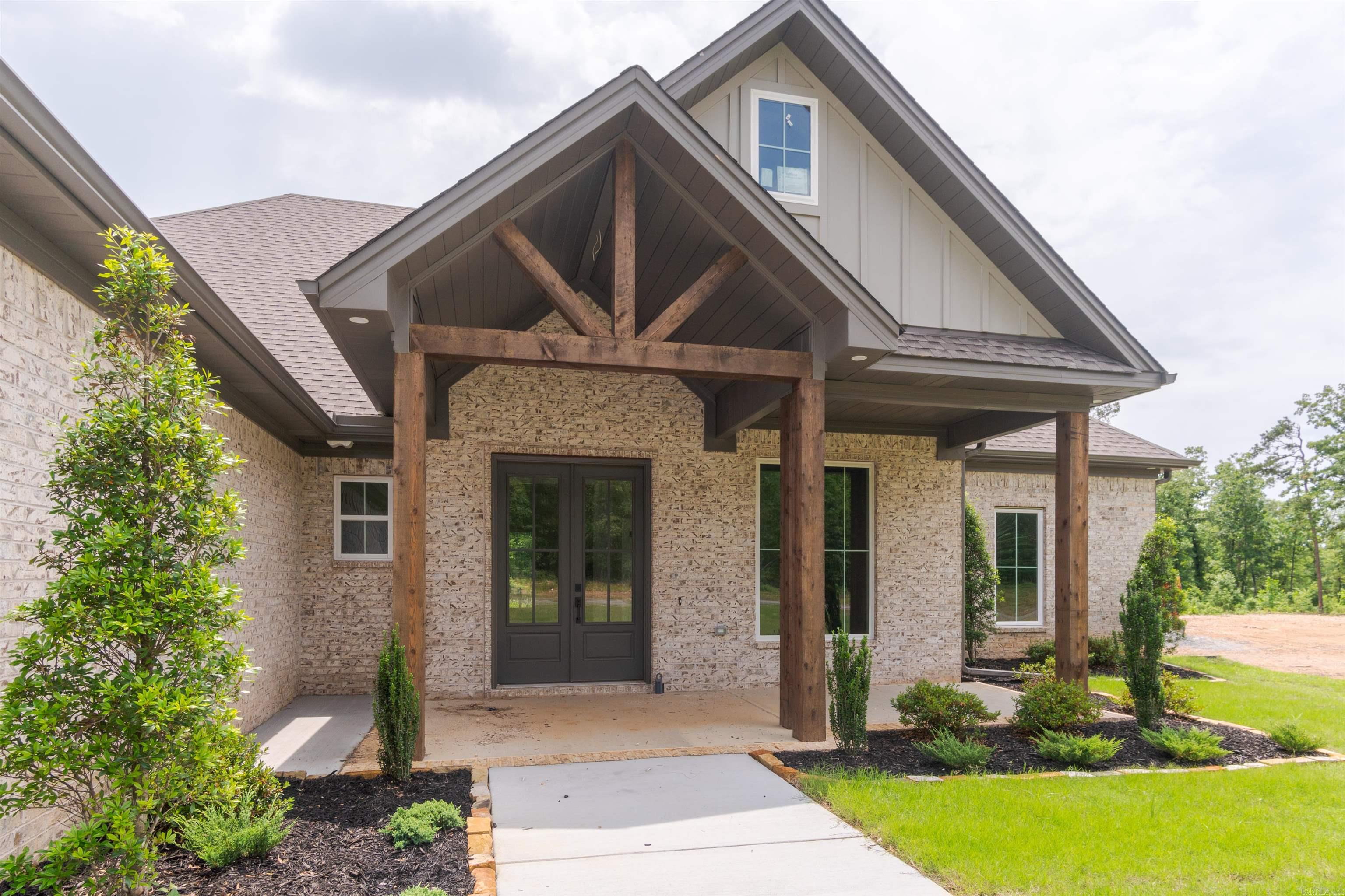 CHARLESTON PLACE SUBDIVISION - Residential