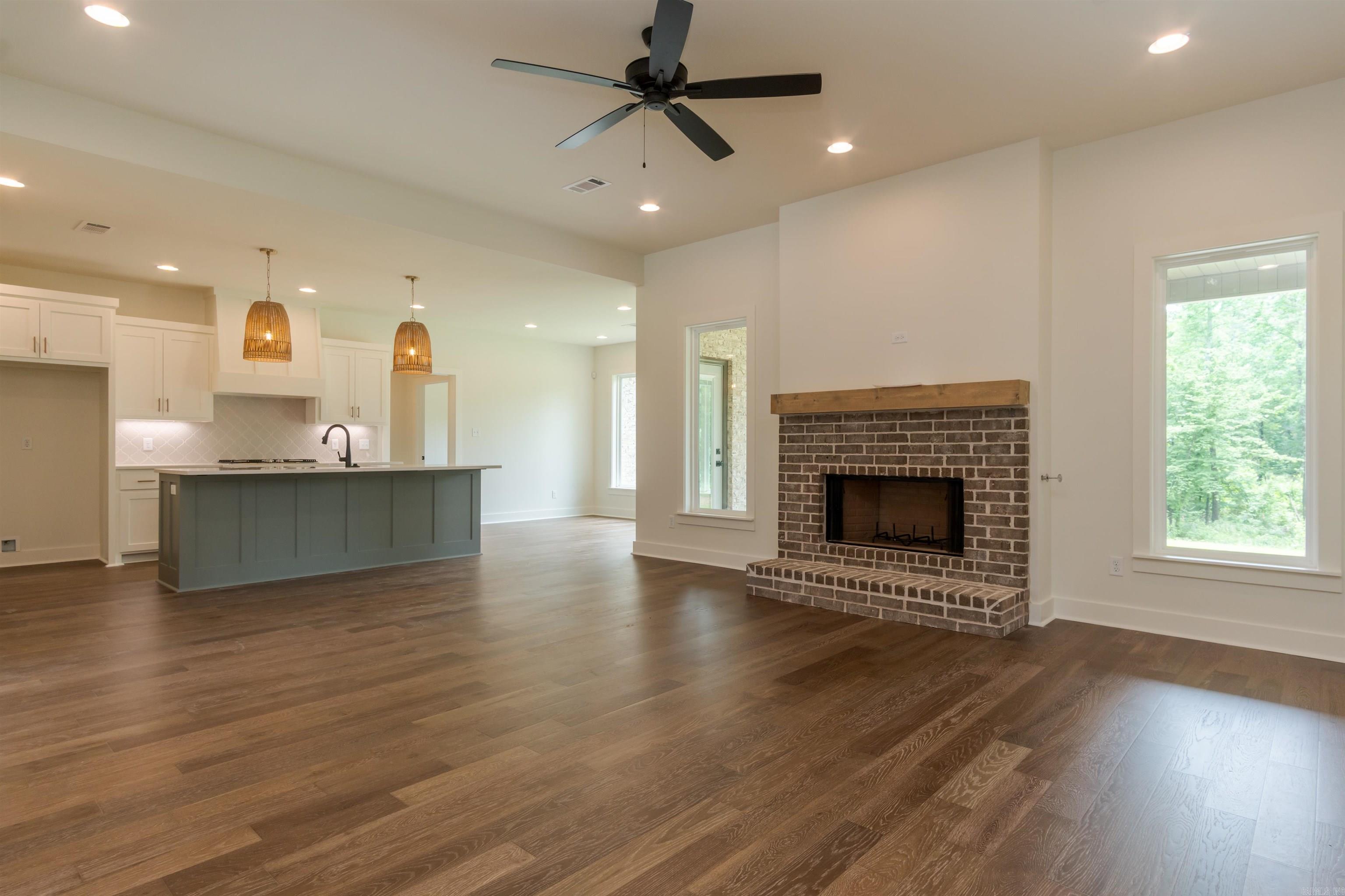 CHARLESTON PLACE SUBDIVISION - Residential