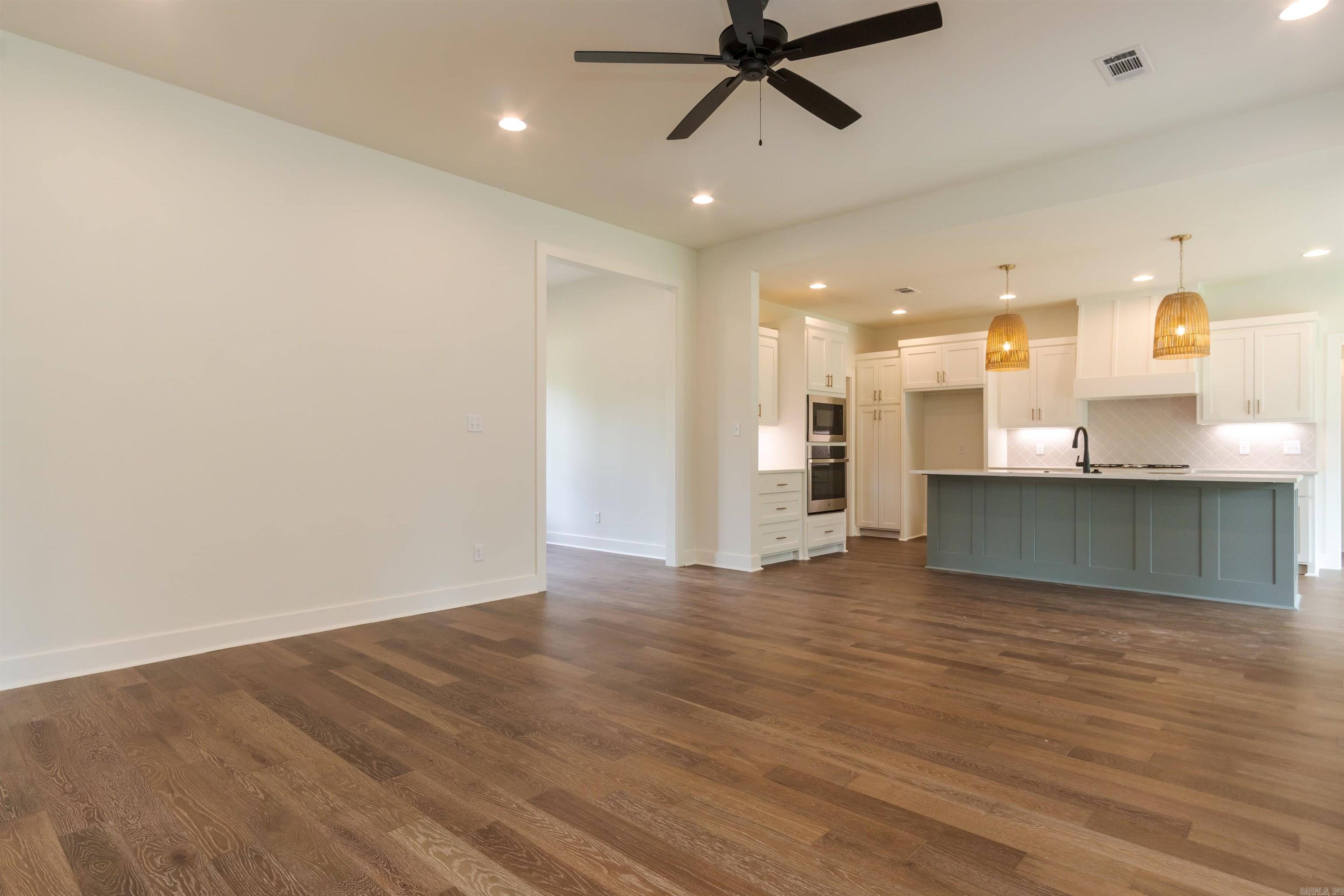 CHARLESTON PLACE SUBDIVISION - Residential