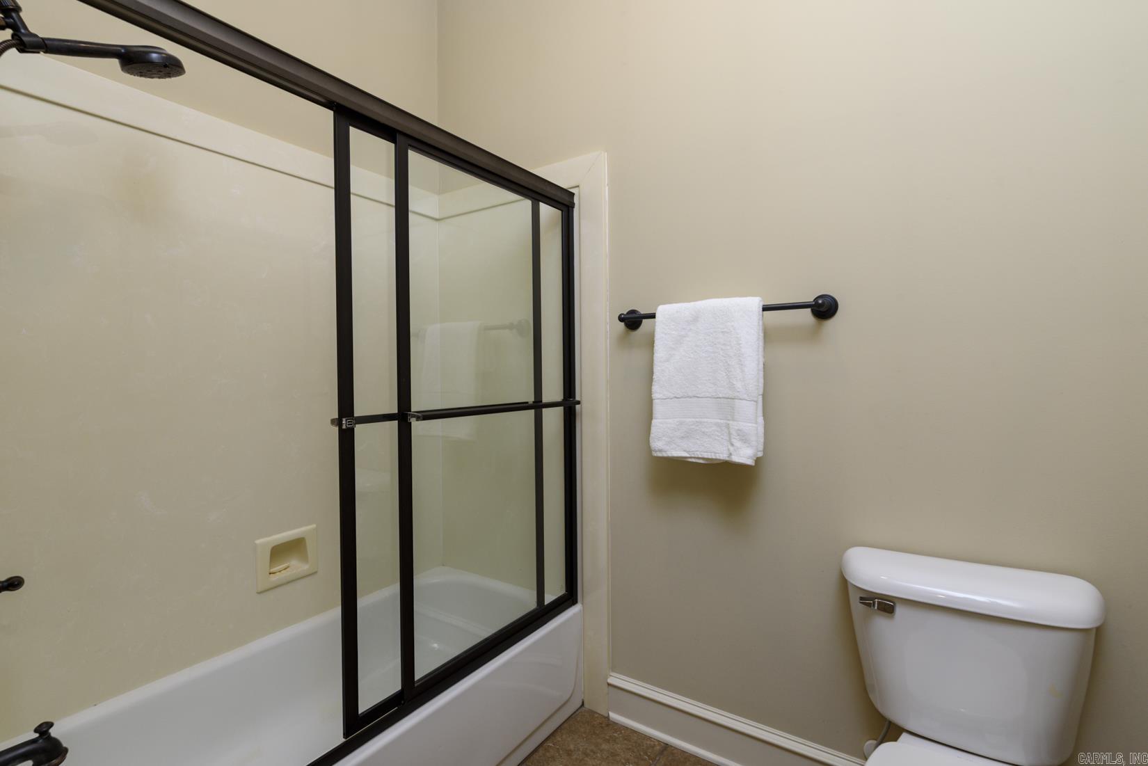 CHENAL VALLEY THE OAKS - Residential