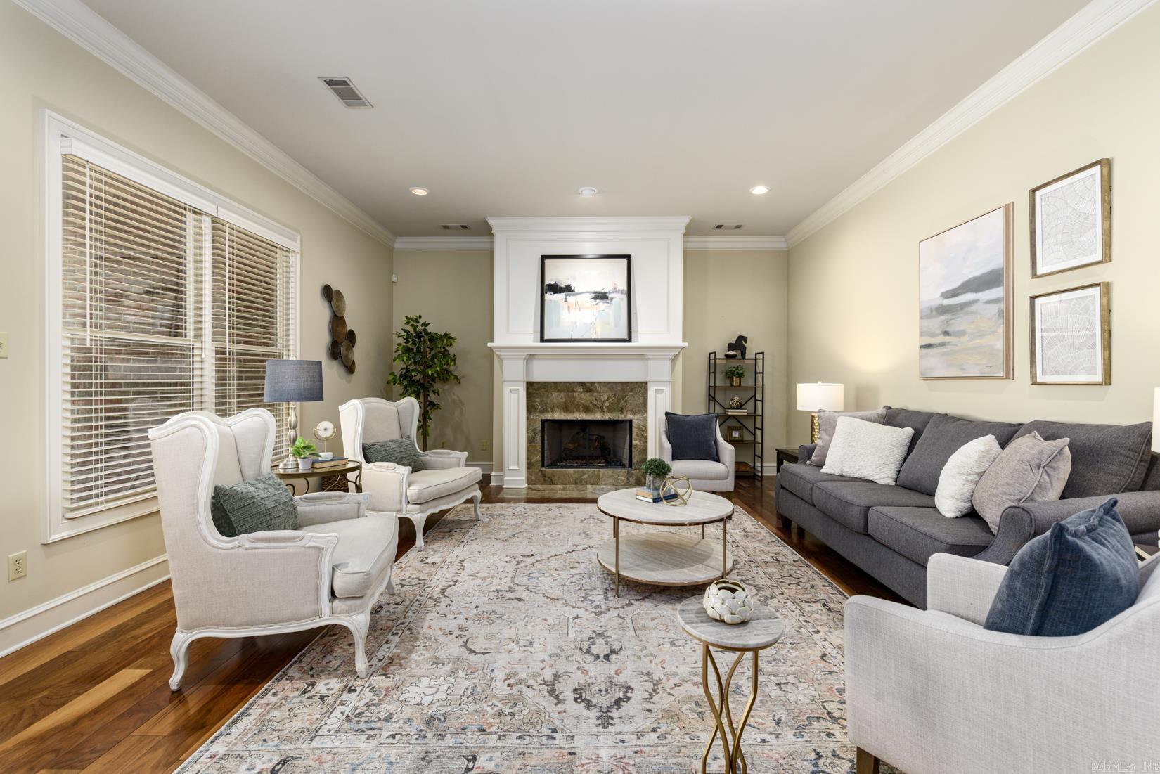CHENAL VALLEY THE OAKS - Residential