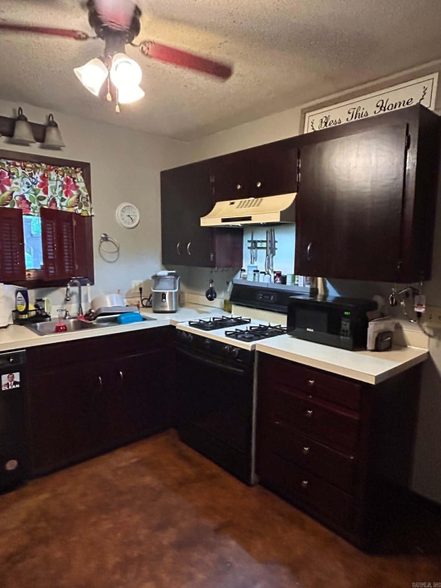 BETTS, GEORGE SD - Residential