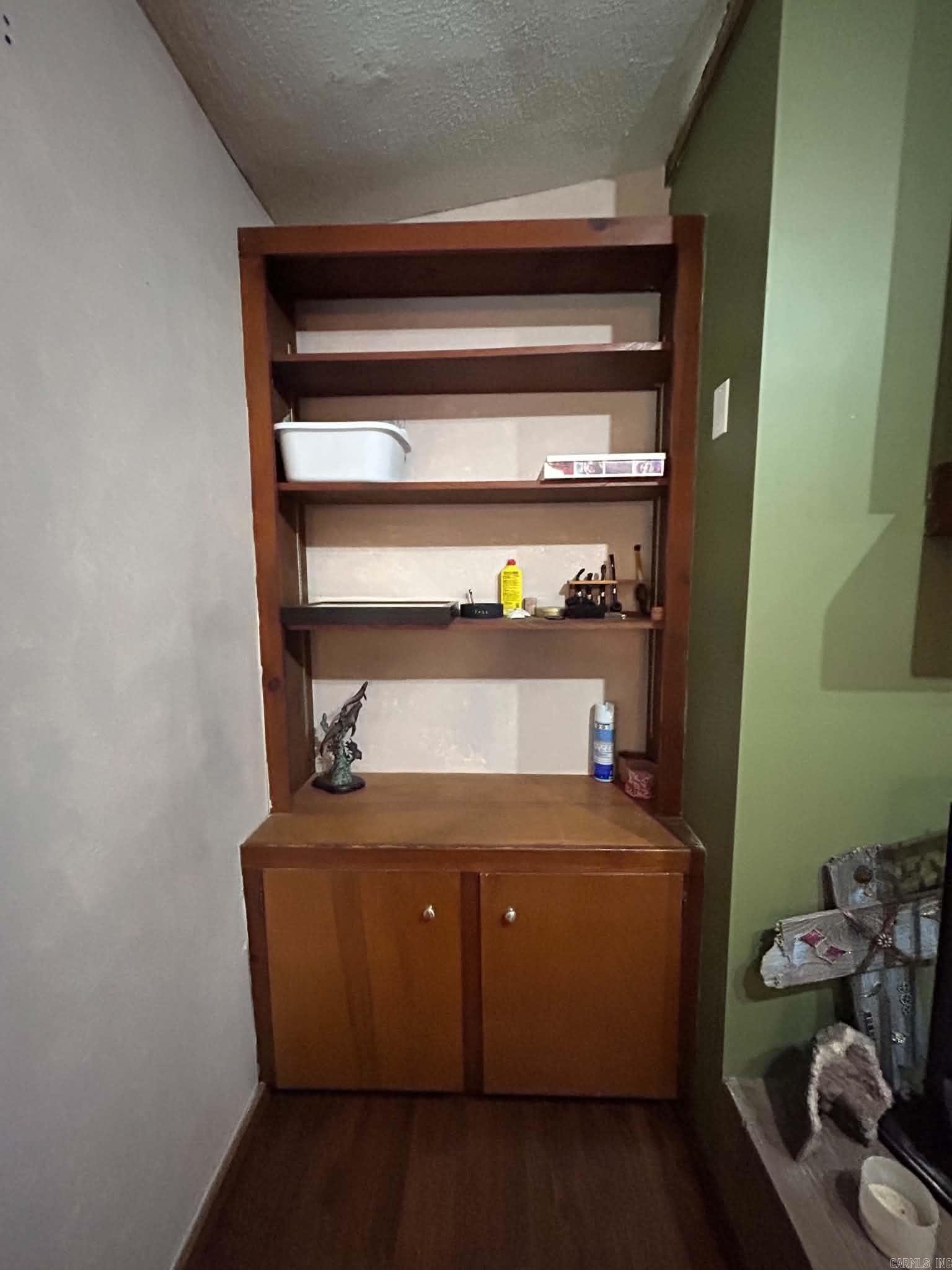 BETTS, GEORGE SD - Residential