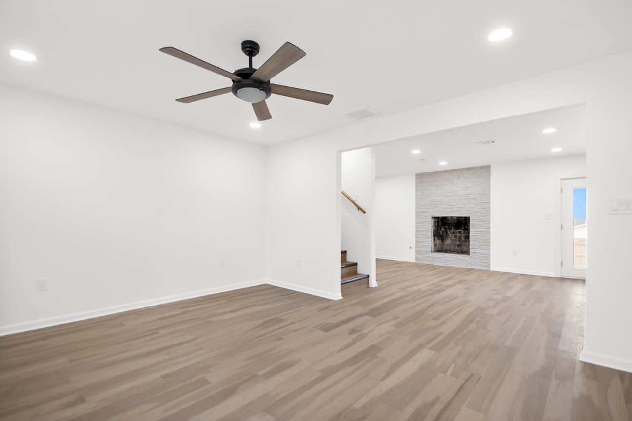 WALNUT VALLEY - Residential