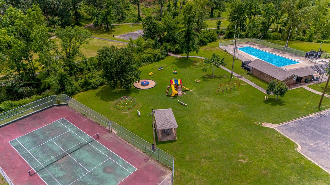 WALNUT VALLEY - Residential