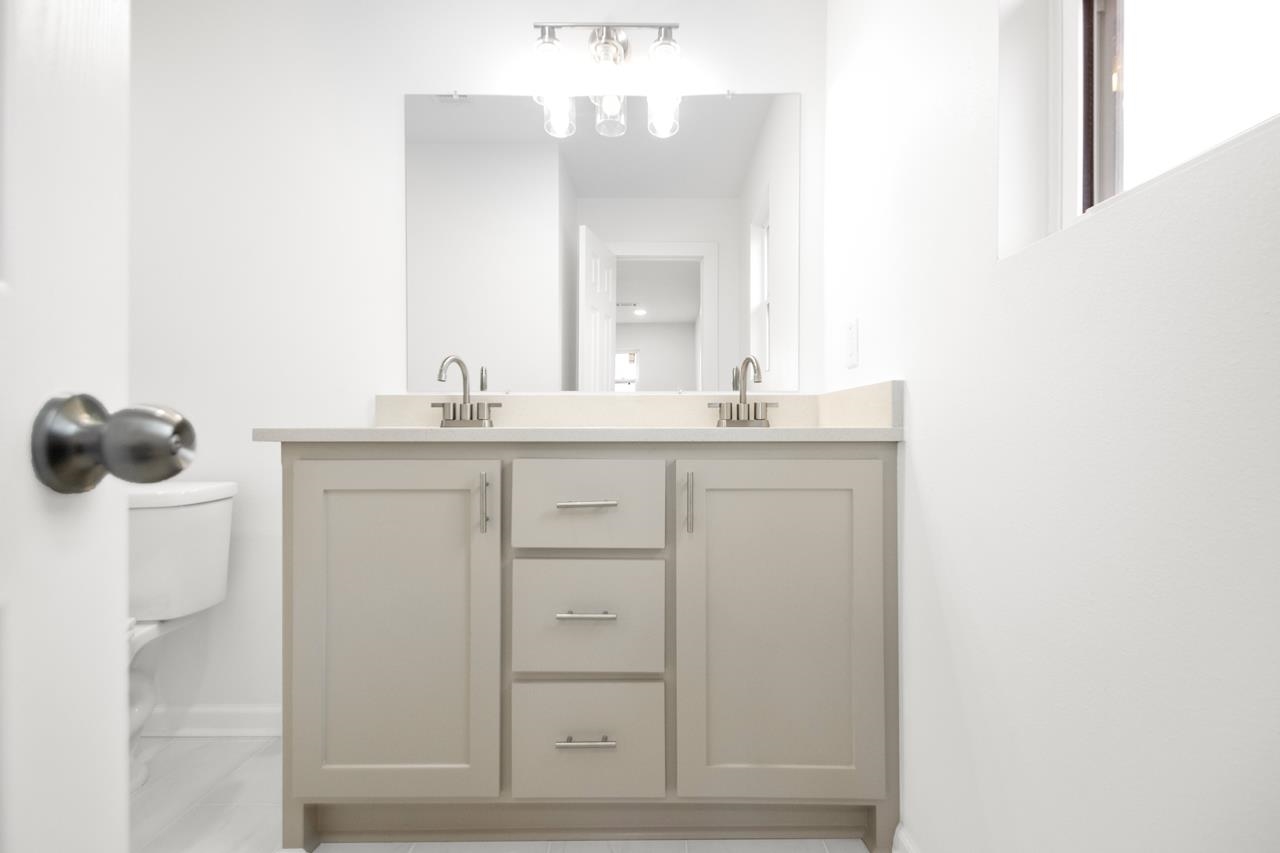 WALNUT VALLEY - Residential