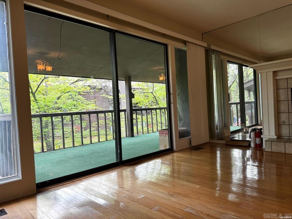 Spring Bay - Residential