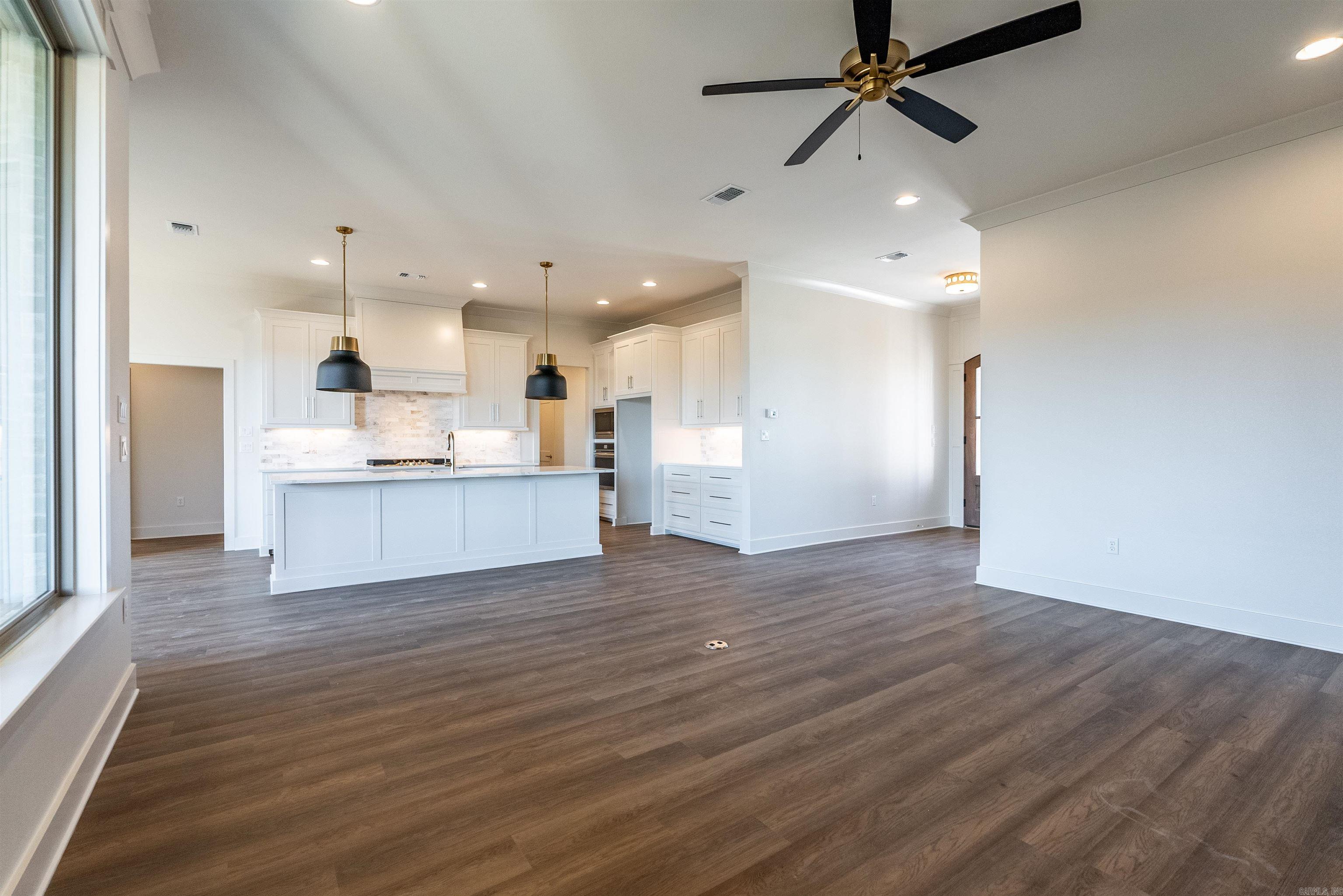 MAUMELLE VALLEY ESTATES - Residential