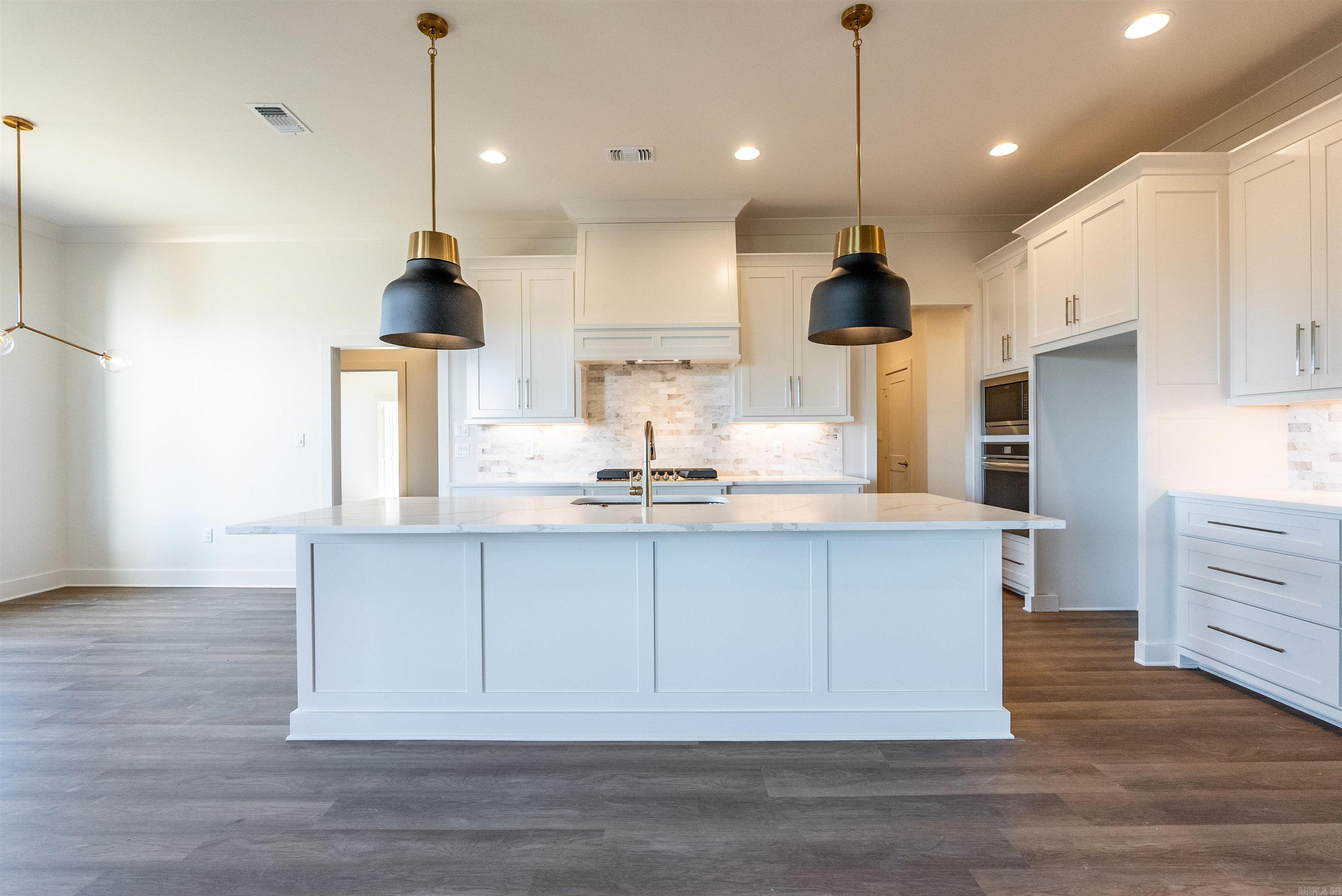 MAUMELLE VALLEY ESTATES - Residential