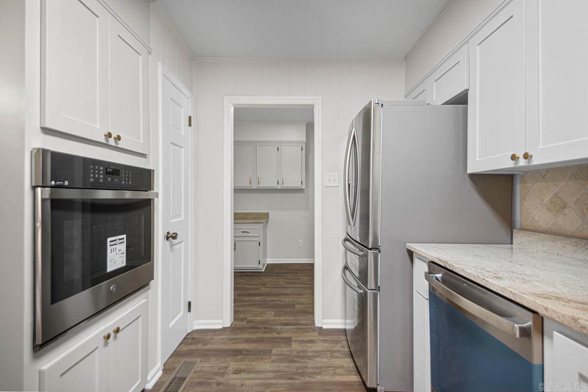 INDIAN HILLS - Residential