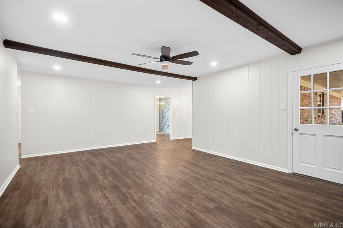 INDIAN HILLS - Residential