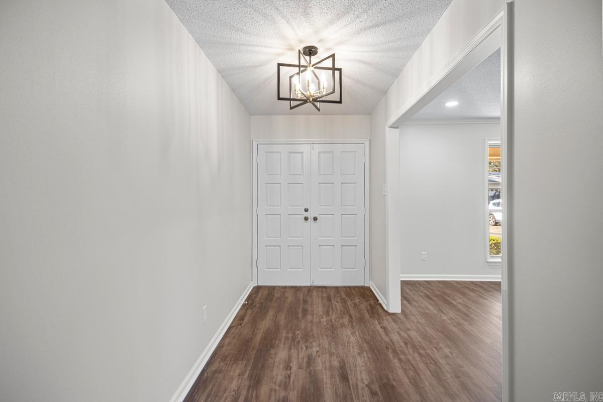 INDIAN HILLS - Residential