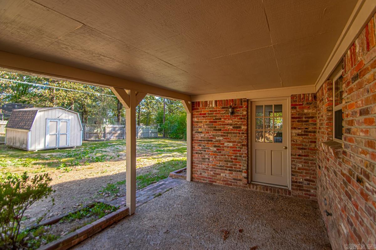 INDIAN HILLS - Residential