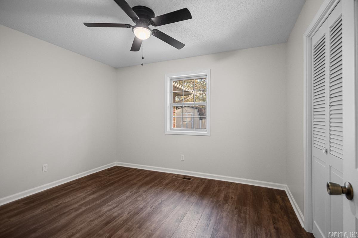 INDIAN HILLS - Residential