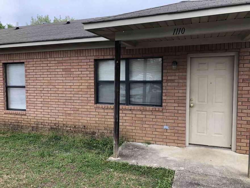 2 bedroom/1 bath duplex.  Unit includes a back patio with a storage closet. Lawn maintenance included in rent. Tenant pays utilities (water and electric)  UP to two pets allowed with approval and $250 non-refundable pet fee per pet  Application/Background check and Security Deposit required.  No showings until 11/15/21  **Pictures are of a similar unit in same complex**