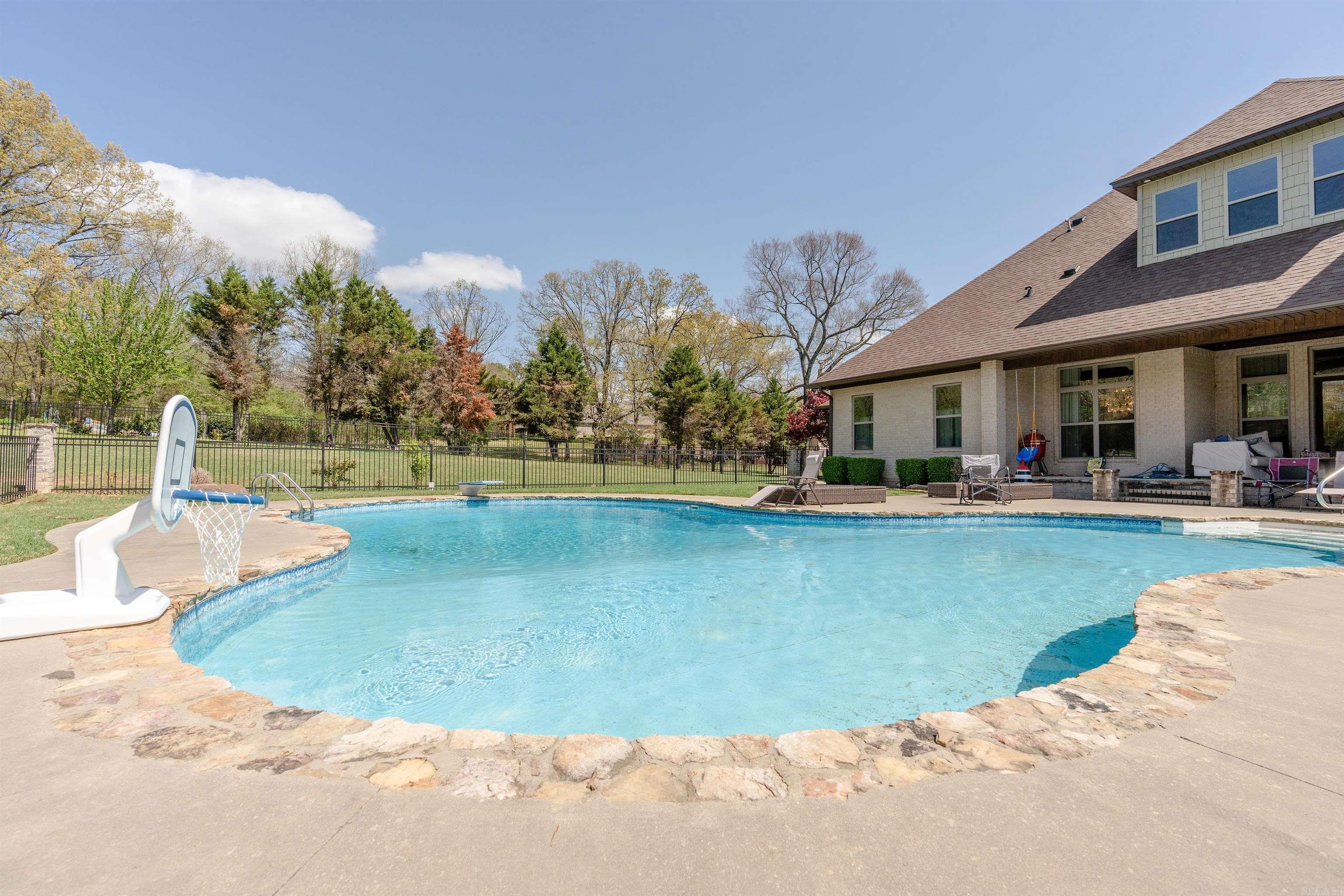 CLUB CREEK ESTATES - Residential