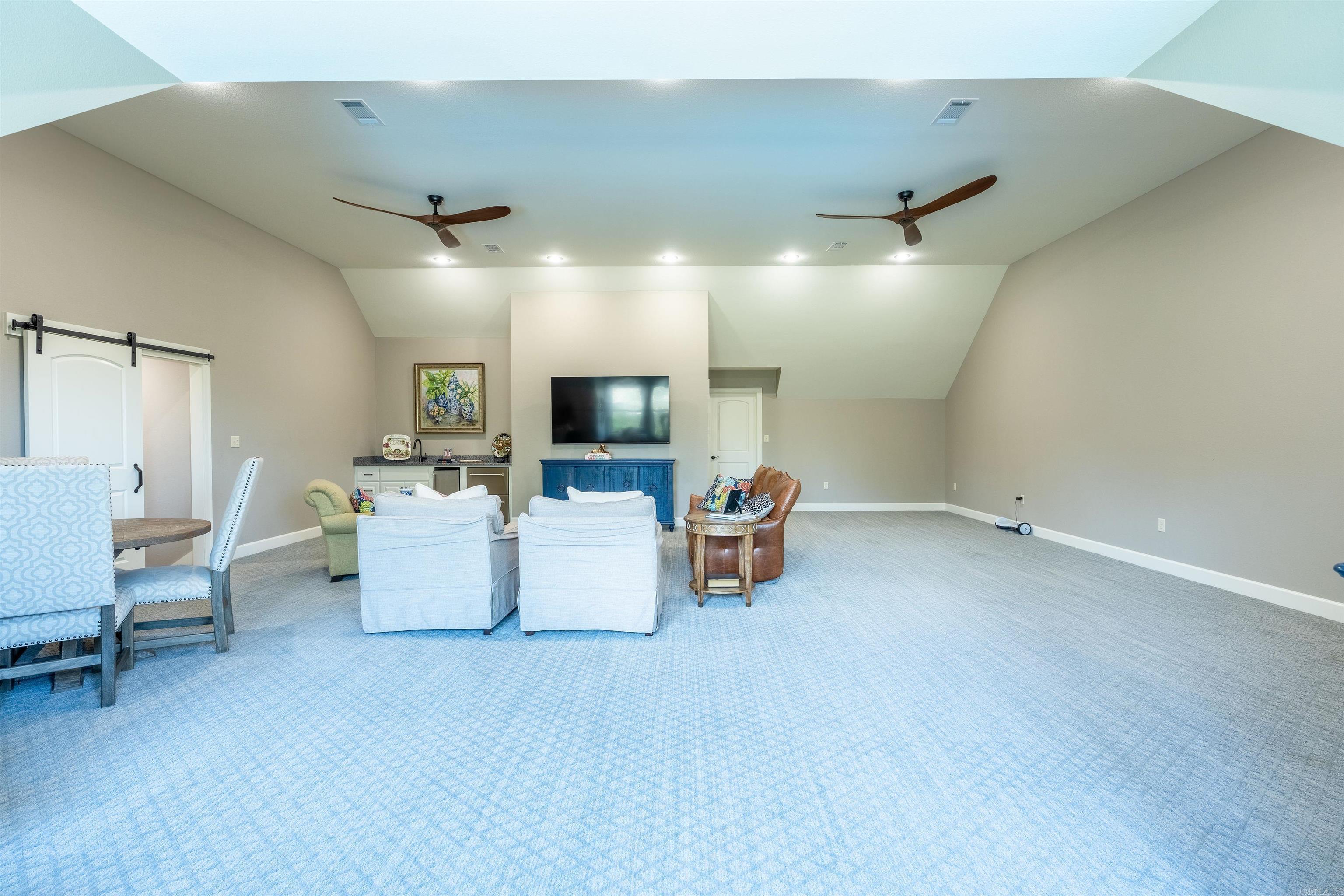 CLUB CREEK ESTATES - Residential