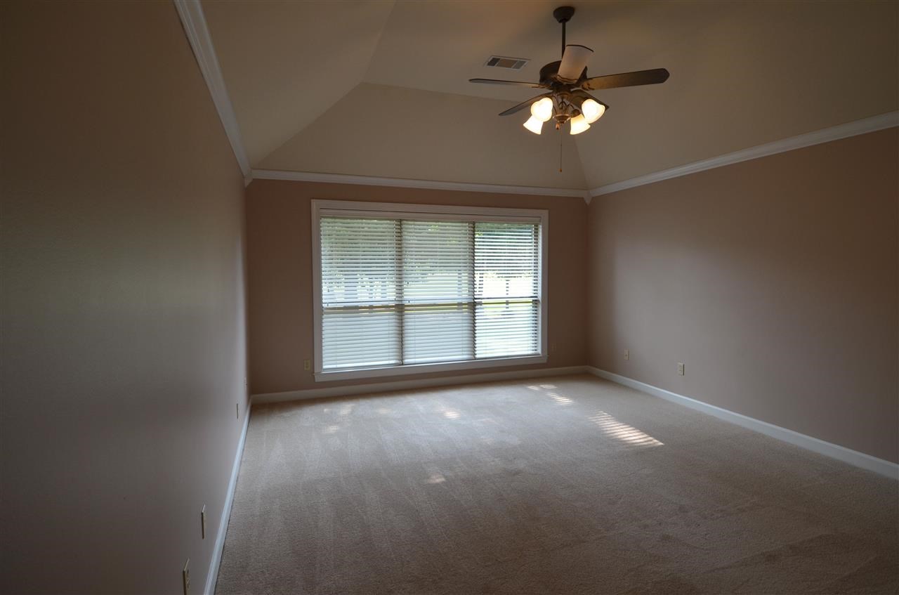 COUNTRY CLUB OF ARK THE - Residential