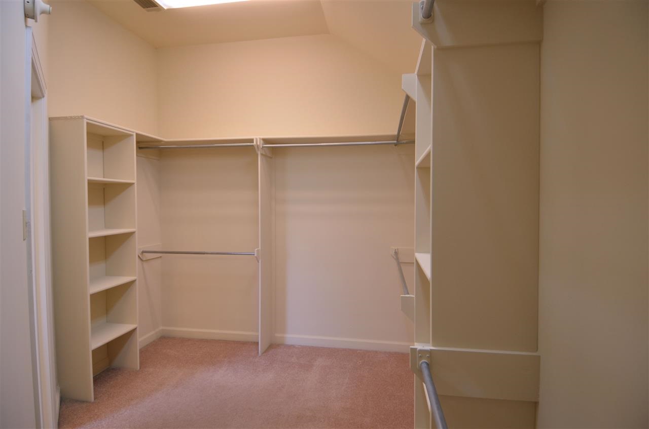 COUNTRY CLUB OF ARK THE - Residential