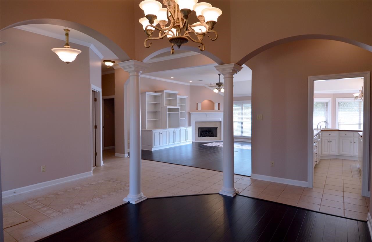 COUNTRY CLUB OF ARK THE - Residential