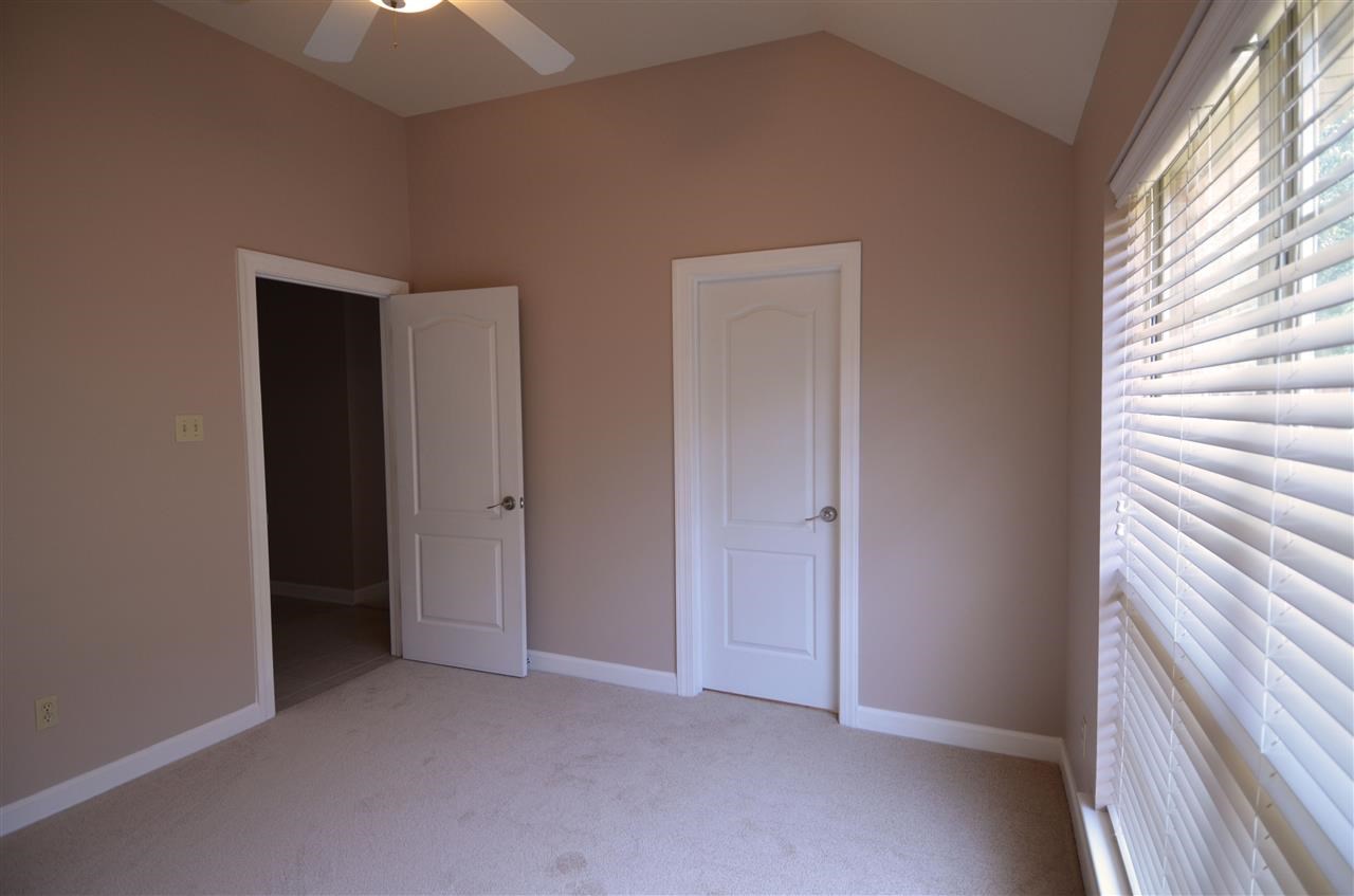 COUNTRY CLUB OF ARK THE - Residential