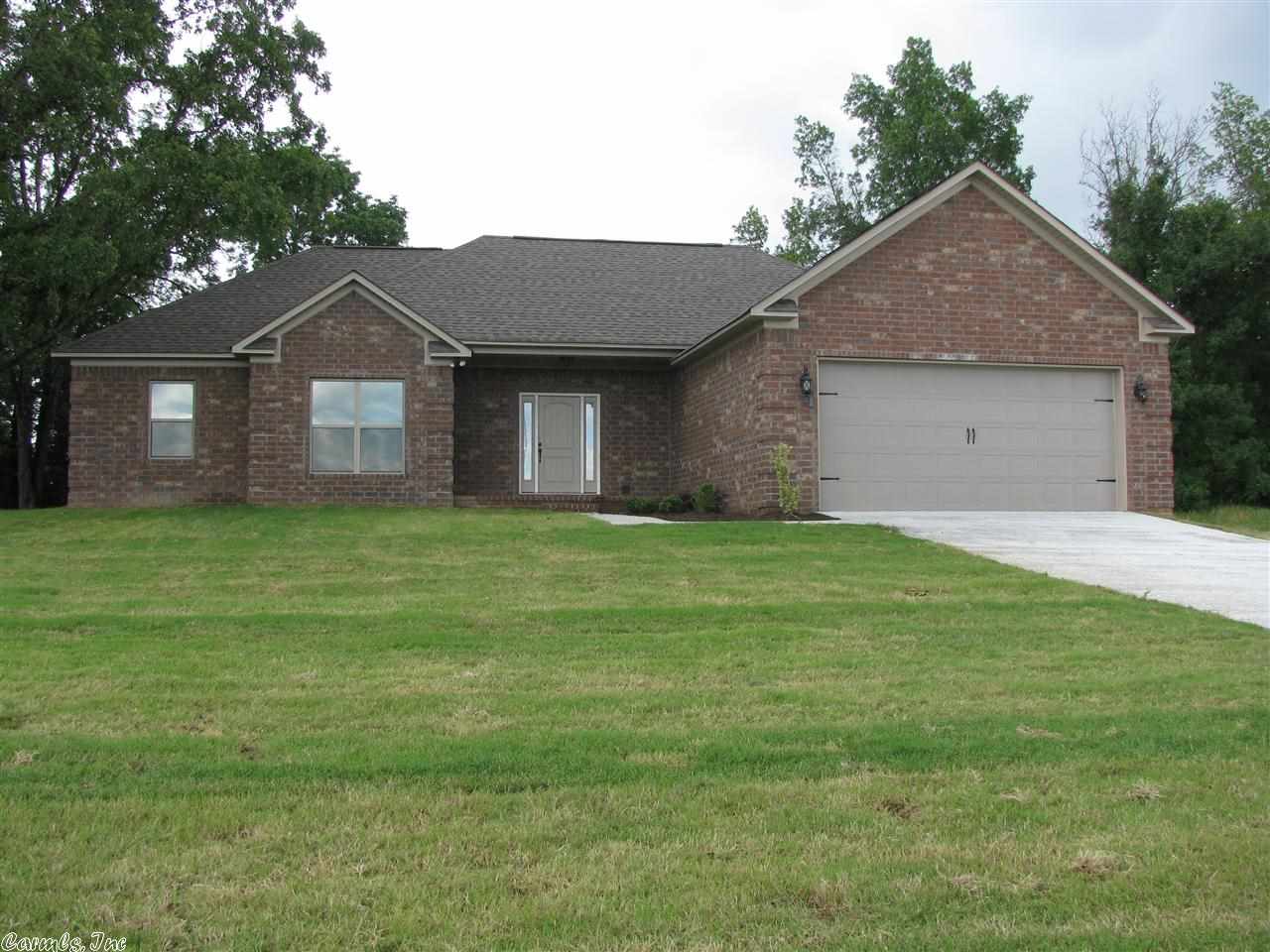 This new construction home features a magnificent view, low E windows, tech shield decking, ridge vents, hand - scraped hardwood floors, granite kitchen countertops, blown fiberglass insulation, custom cabinets and much more. A must see to appreciate.